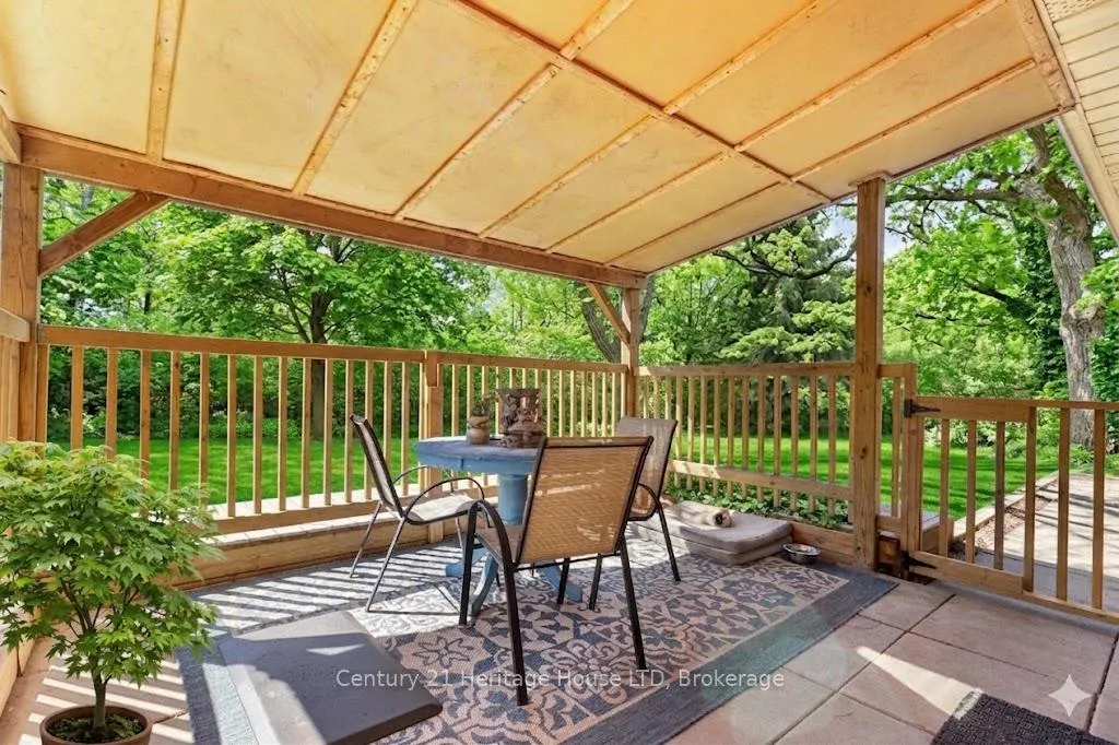 Photo 32 of 8 Saturn Court, St. Catharines, Bunting/Linwell — HOMEH