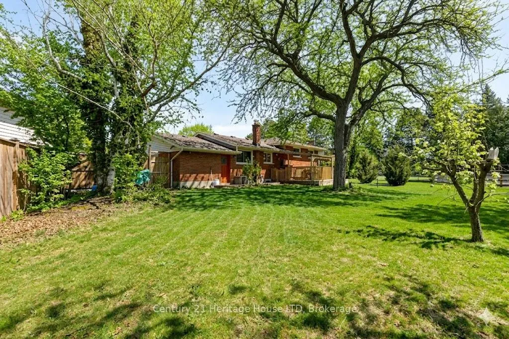 Photo 33 of 8 Saturn Court, St. Catharines, Bunting/Linwell — HOMEH