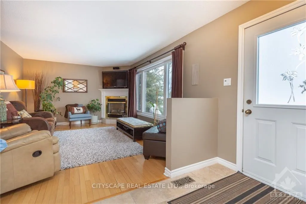 Photo 2 of 1436 Boyer Road, Ottawa, Chateauneuf — HOMEH