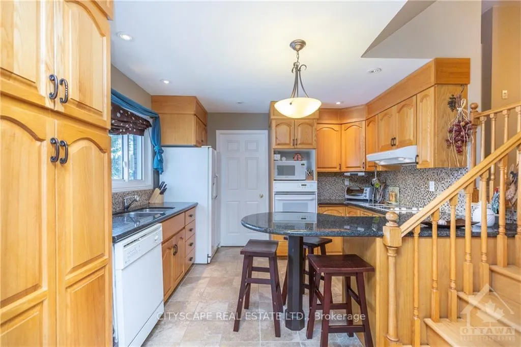 Photo 4 of 1436 Boyer Road, Ottawa, Chateauneuf — HOMEH