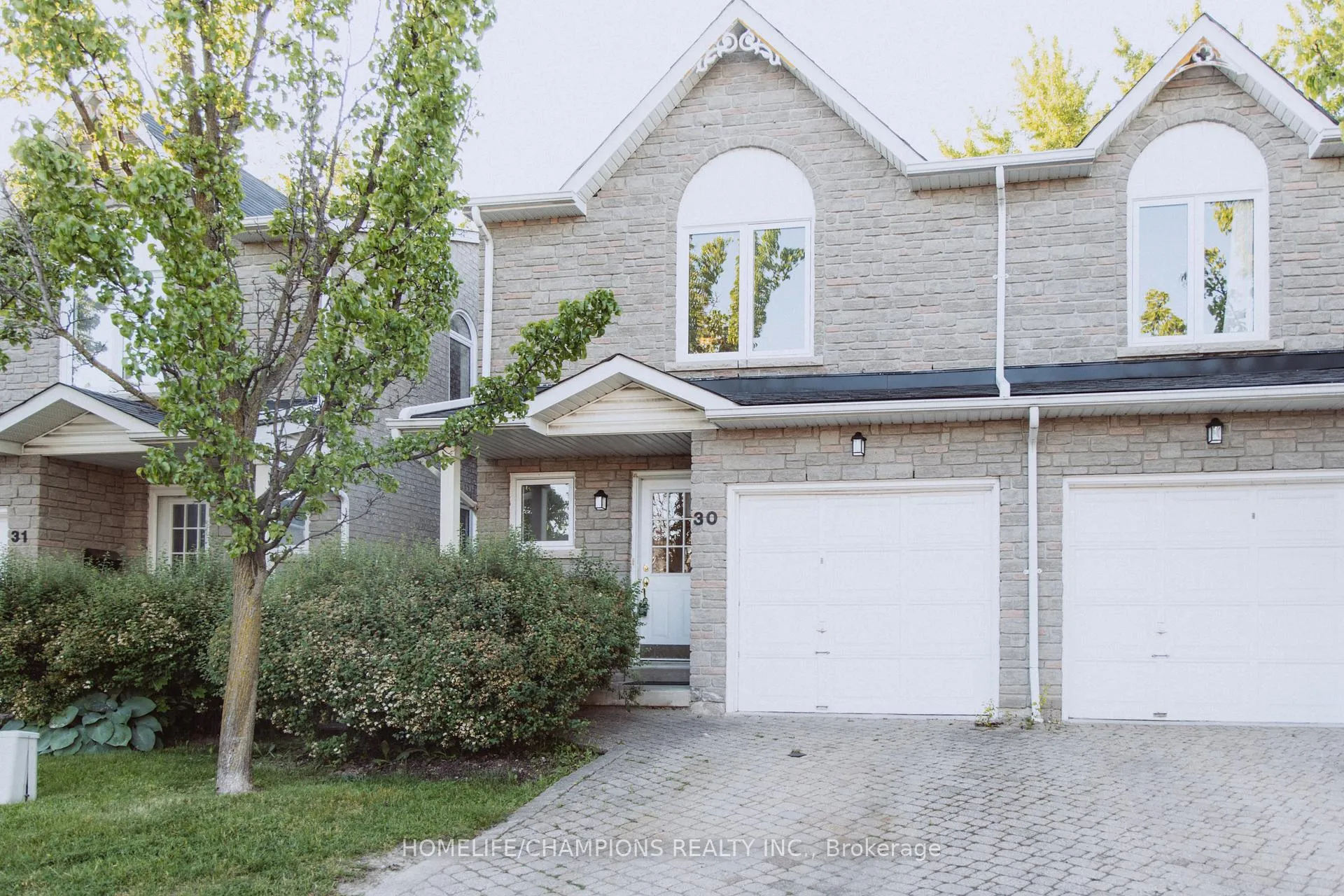 Front of Unit 30, 1345 Altona Road