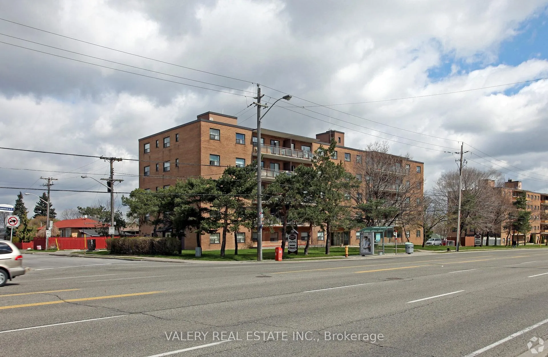 Front of Unit 504, 1780 Lawrence Avenue E