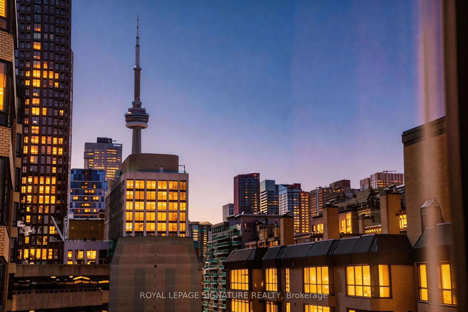 Photo 19 of Unit 1001, 211 St Patrick Street, Toronto, Kensington-Chinatown — HOMEH