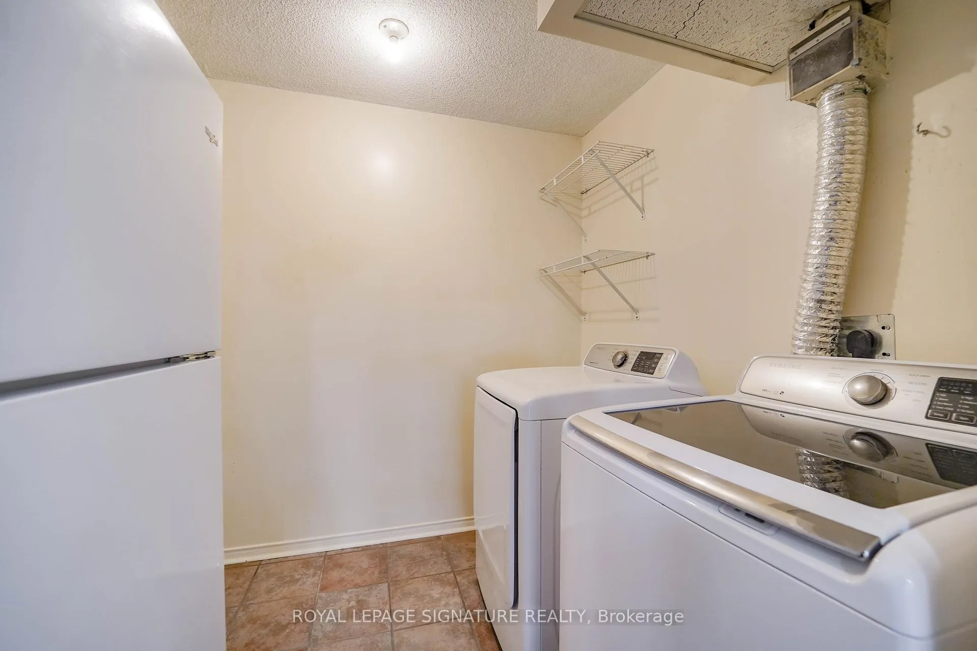 Photo 23 of Unit 1001, 211 St Patrick Street, Toronto, Kensington-Chinatown — HOMEH