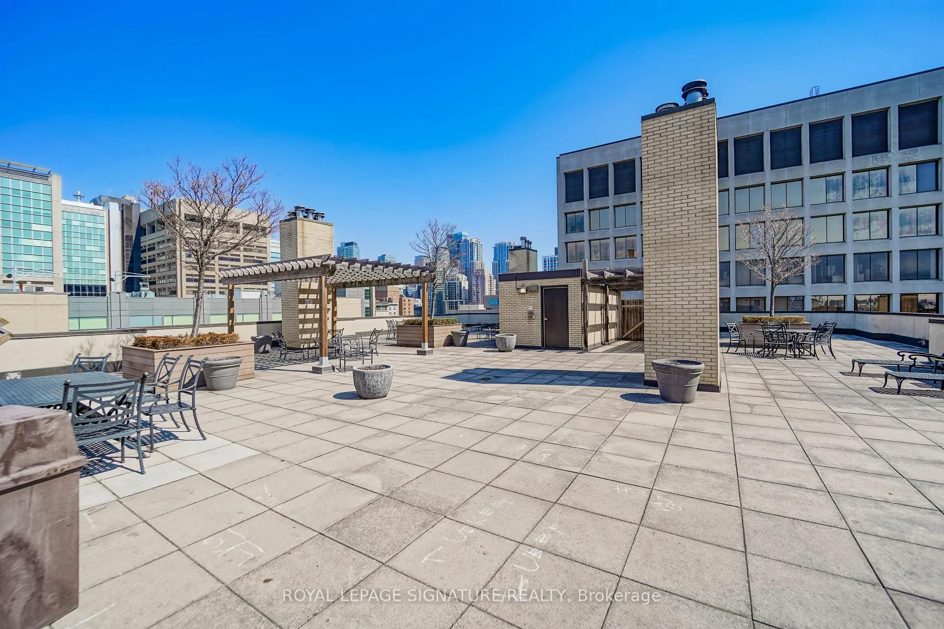 Photo 34 of Unit 1001, 211 St Patrick Street, Toronto, Kensington-Chinatown — HOMEH
