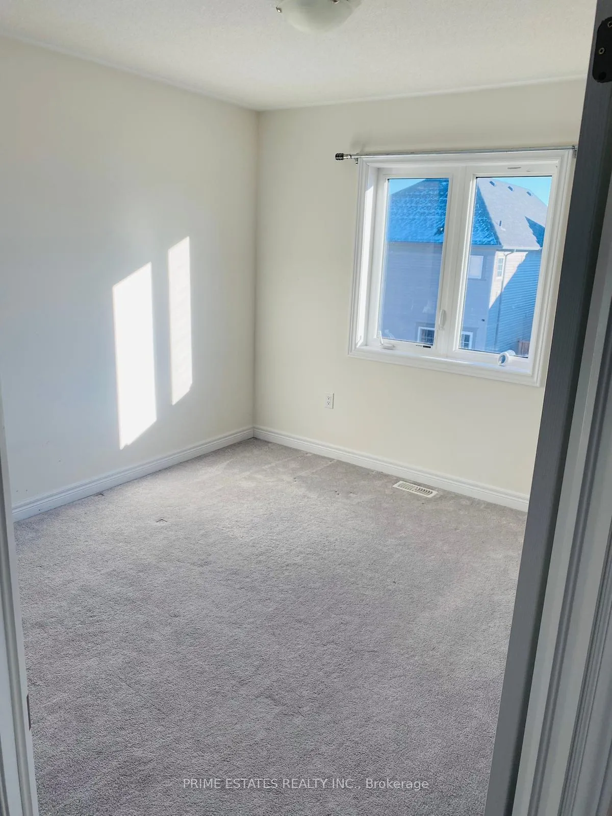Photo 10 of 355 Stewart Street, Shelburne — HOMEH