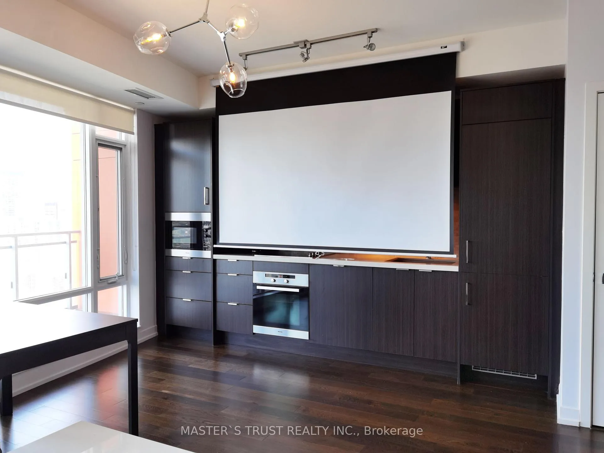 Photo 9 of Unit 2805, 21 Widmer Street, Toronto, Waterfront Communities — HOMEH