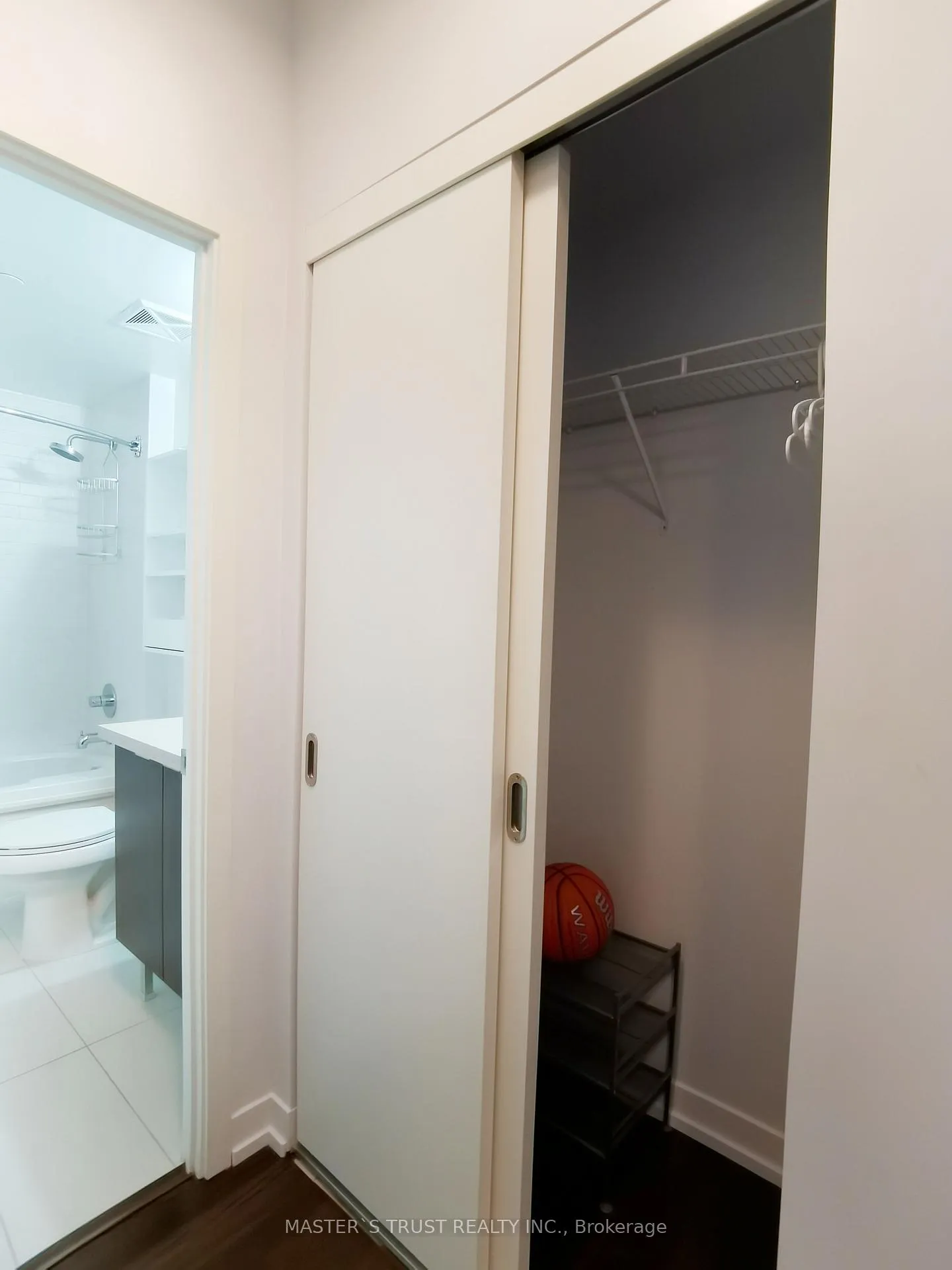 Photo 18 of Unit 2805, 21 Widmer Street, Toronto, Waterfront Communities — HOMEH