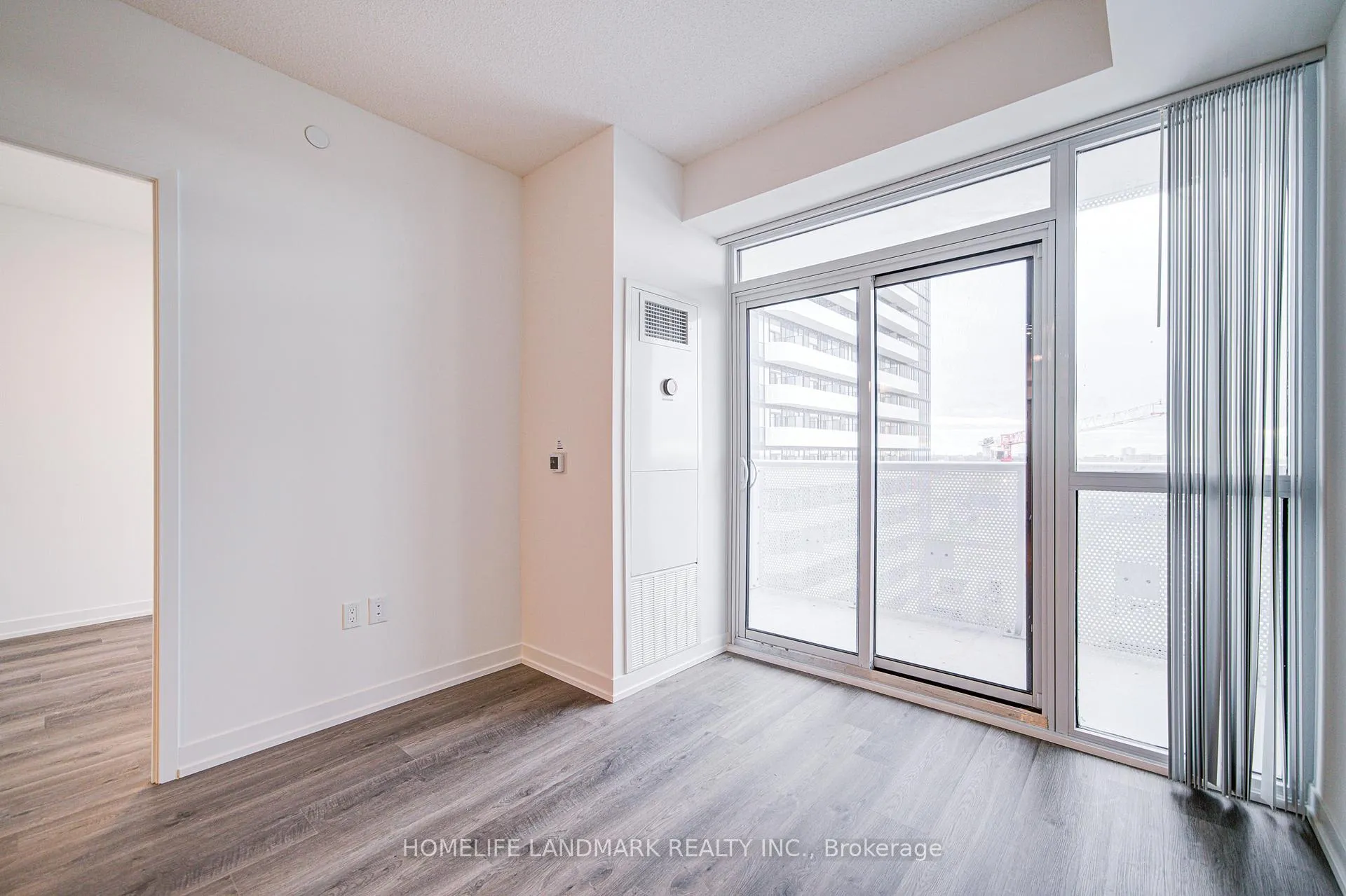 Photo 8 of Unit 1510, 8 interchange Way, Vaughan, Vaughan Corporate Centre — HOMEH