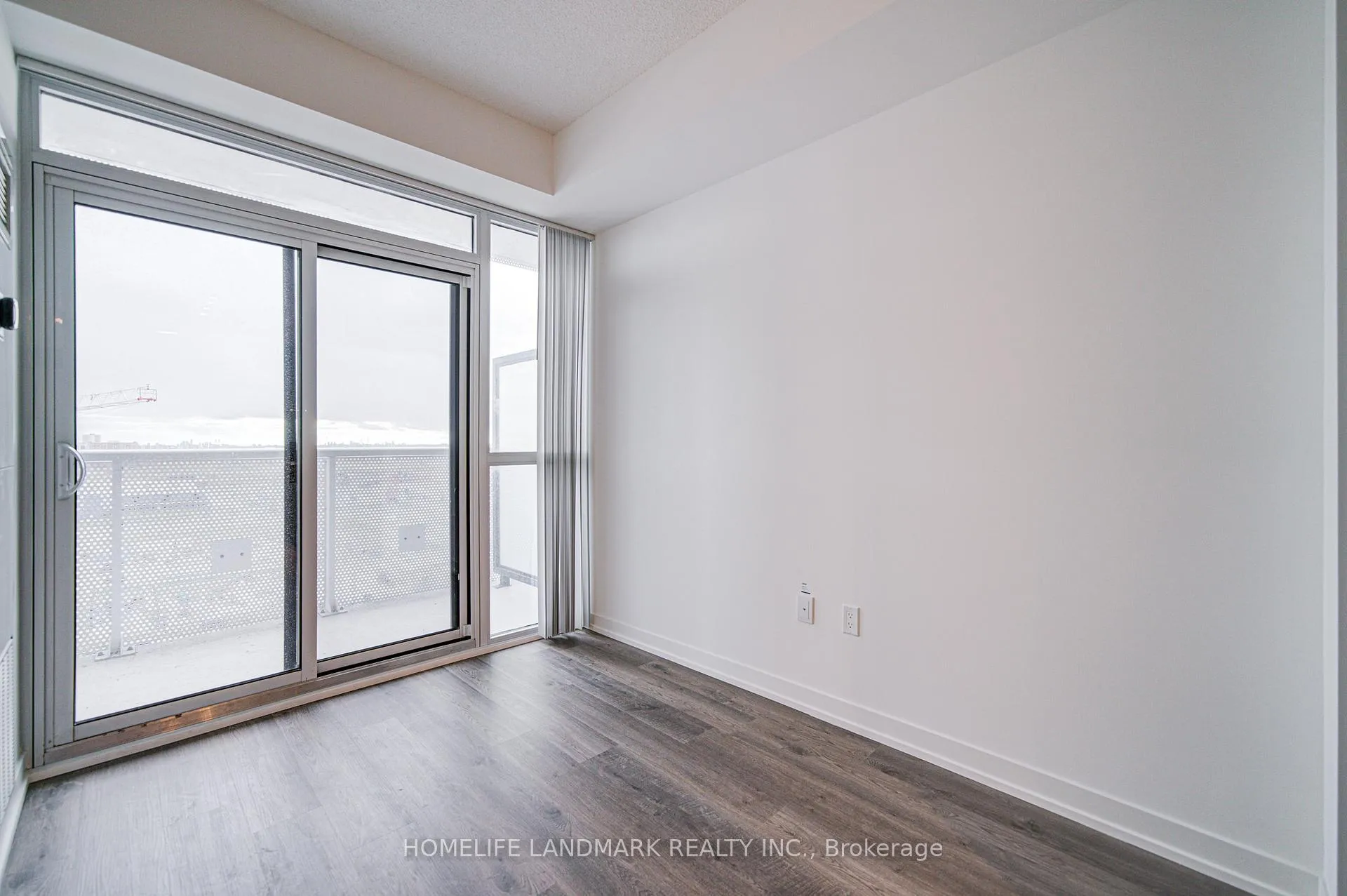 Photo 9 of Unit 1510, 8 interchange Way, Vaughan, Vaughan Corporate Centre — HOMEH