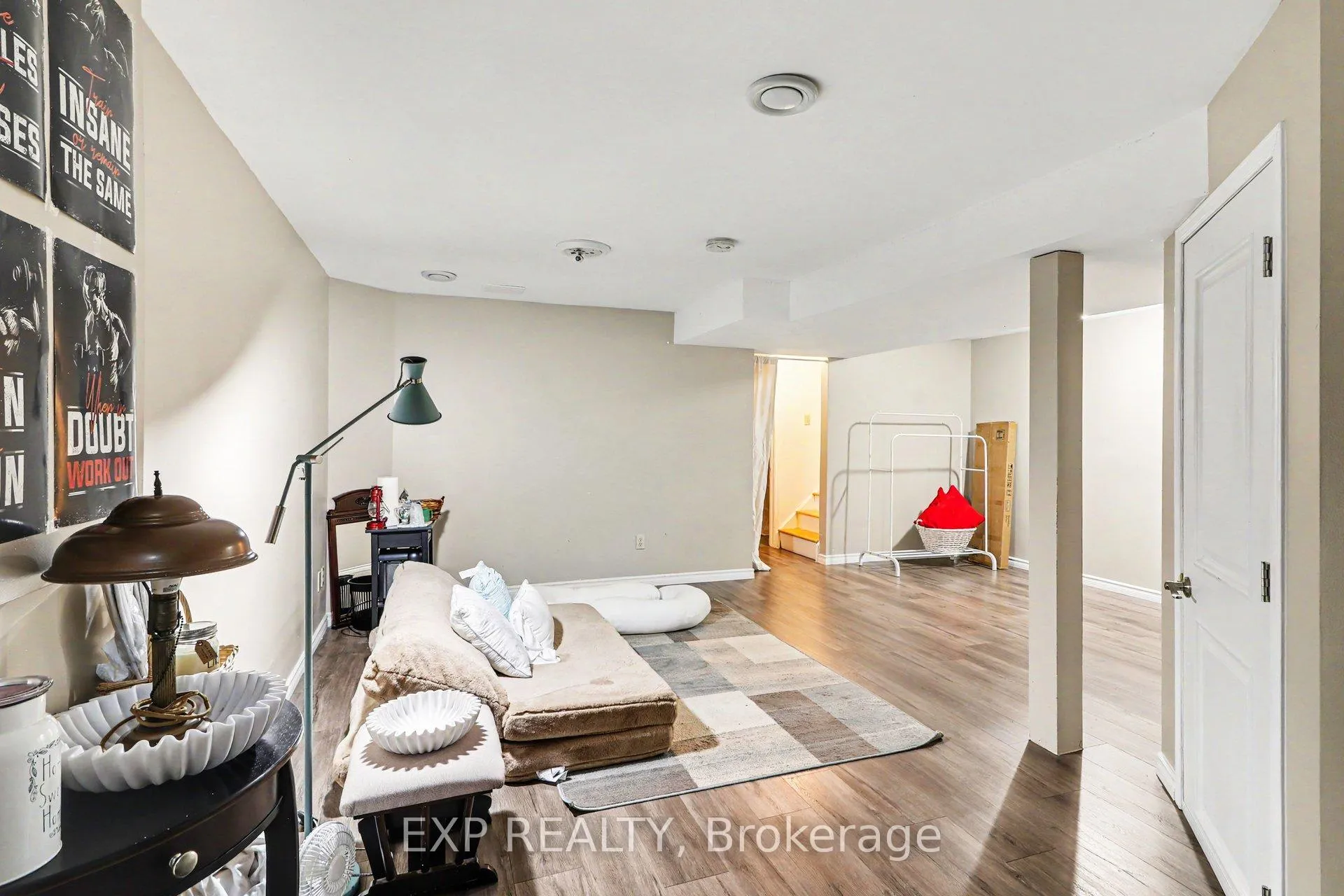 Photo 28 of 358 Valade Crescent, Ottawa, Fallingbrook/Pineridge — HOMEH