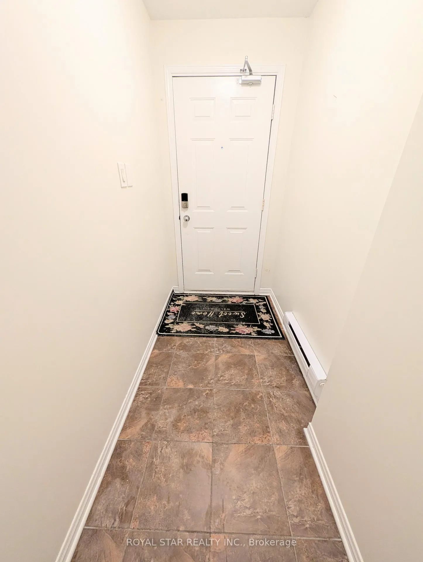 Photo 4 of 241 Keltie Private, Ottawa, Barrhaven - Longfields — HOMEH