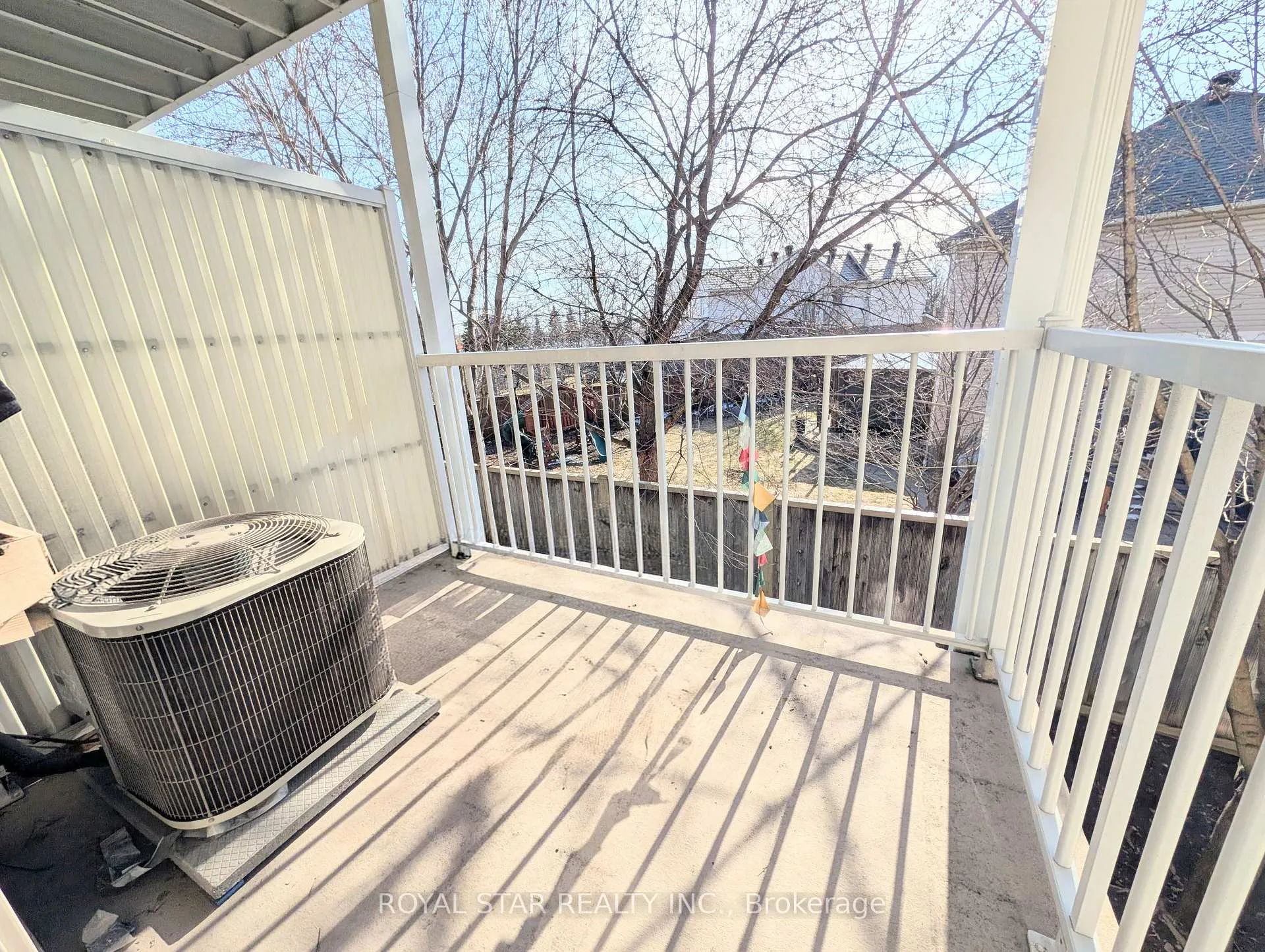 Photo 17 of 241 Keltie Private, Ottawa, Barrhaven - Longfields — HOMEH