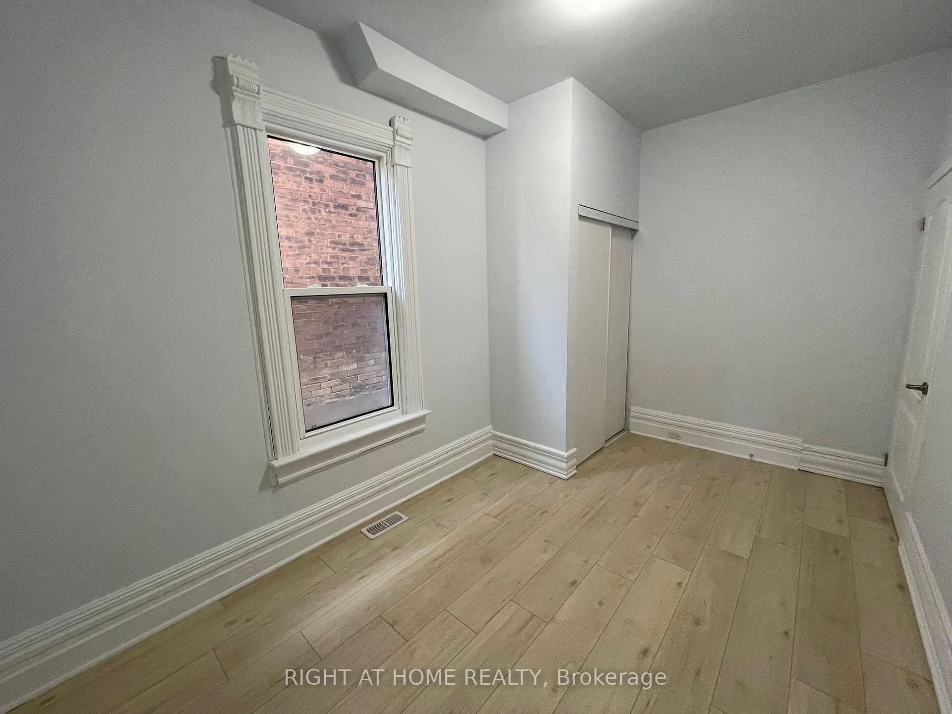 Photo 4 of 477 Ossington Avenue, Toronto, Palmerston-Little Italy — HOMEH