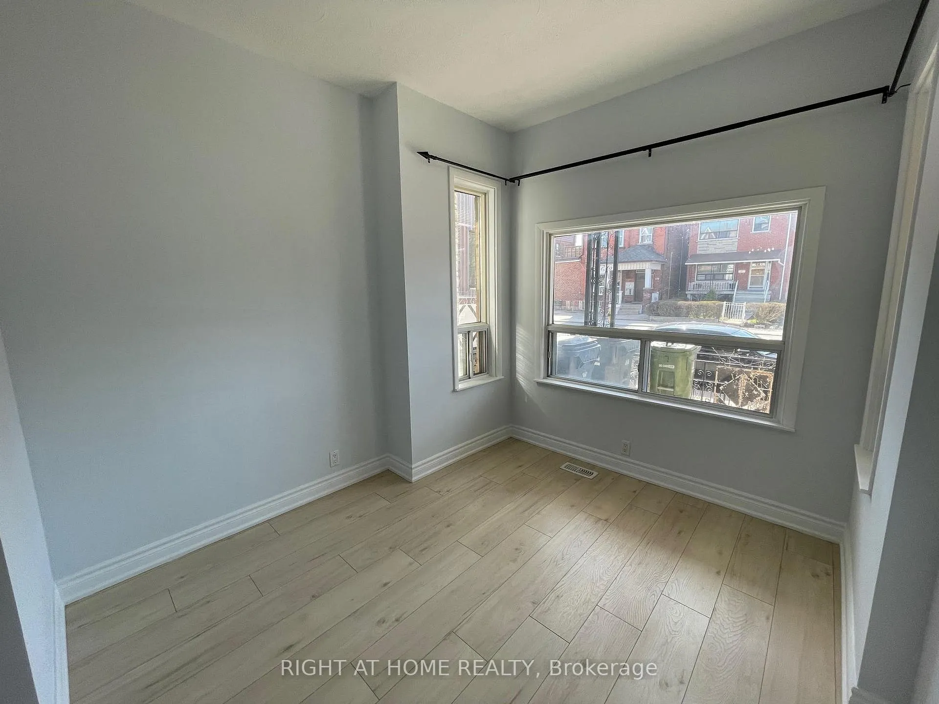 Photo 5 of 477 Ossington Avenue, Toronto, Palmerston-Little Italy — HOMEH