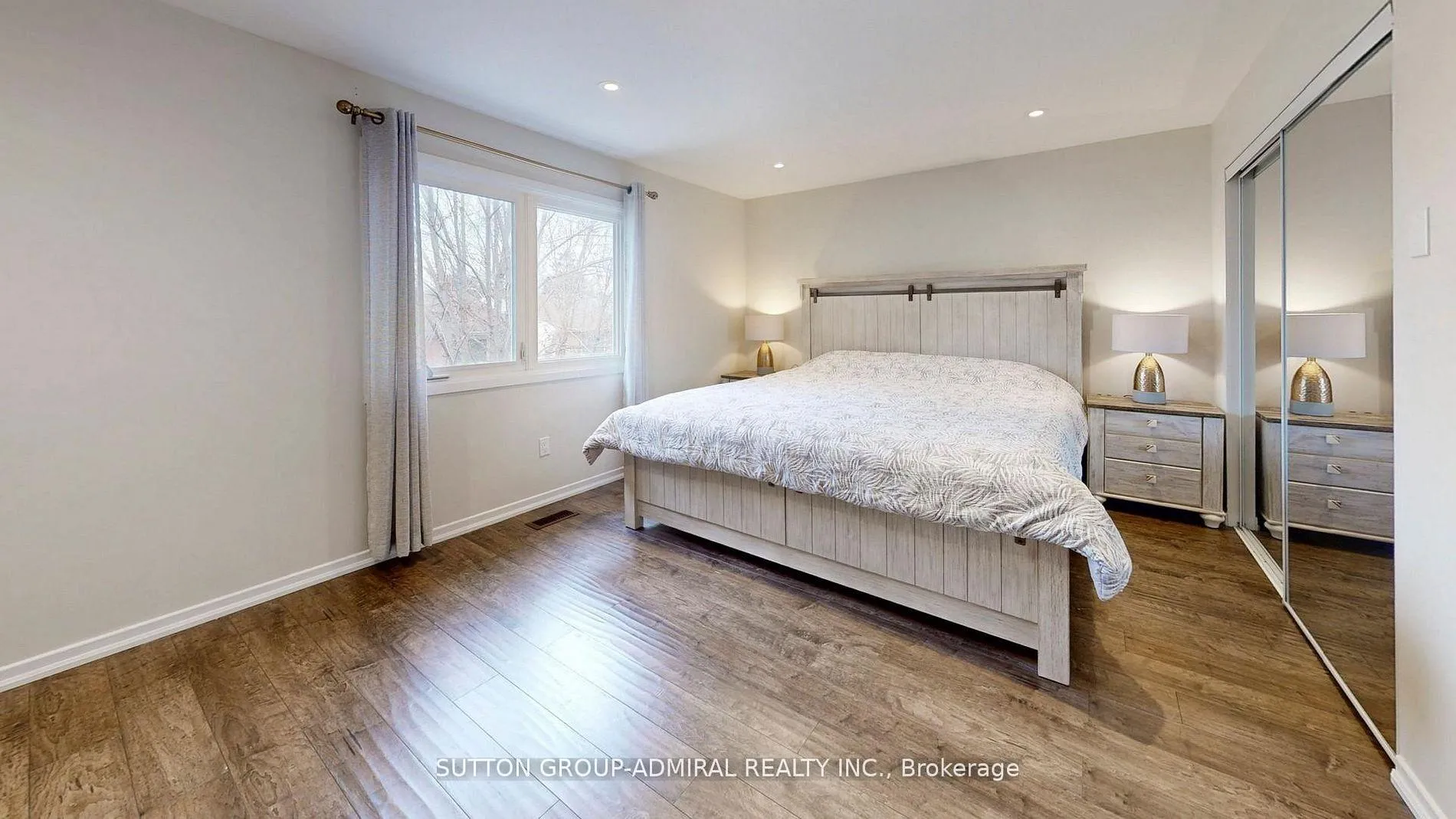 Photo 19 of 20 West Borough Street, Markham, Aileen-Willowbrook — HOMEH