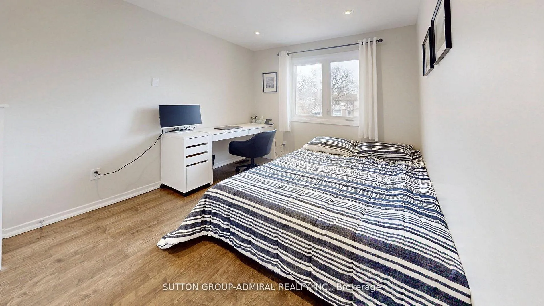 Photo 21 of 20 West Borough Street, Markham, Aileen-Willowbrook — HOMEH