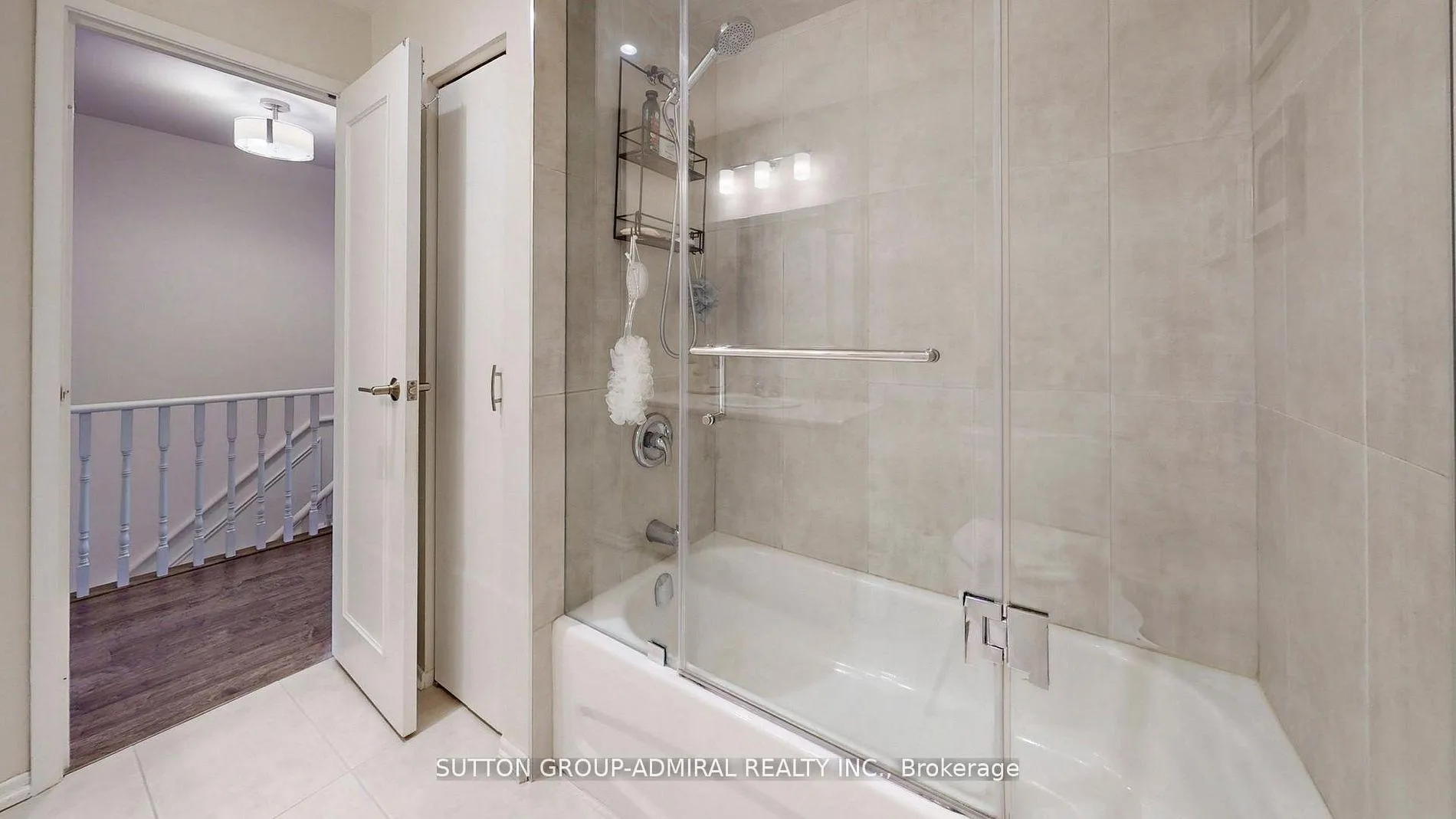 Photo 26 of 20 West Borough Street, Markham, Aileen-Willowbrook — HOMEH