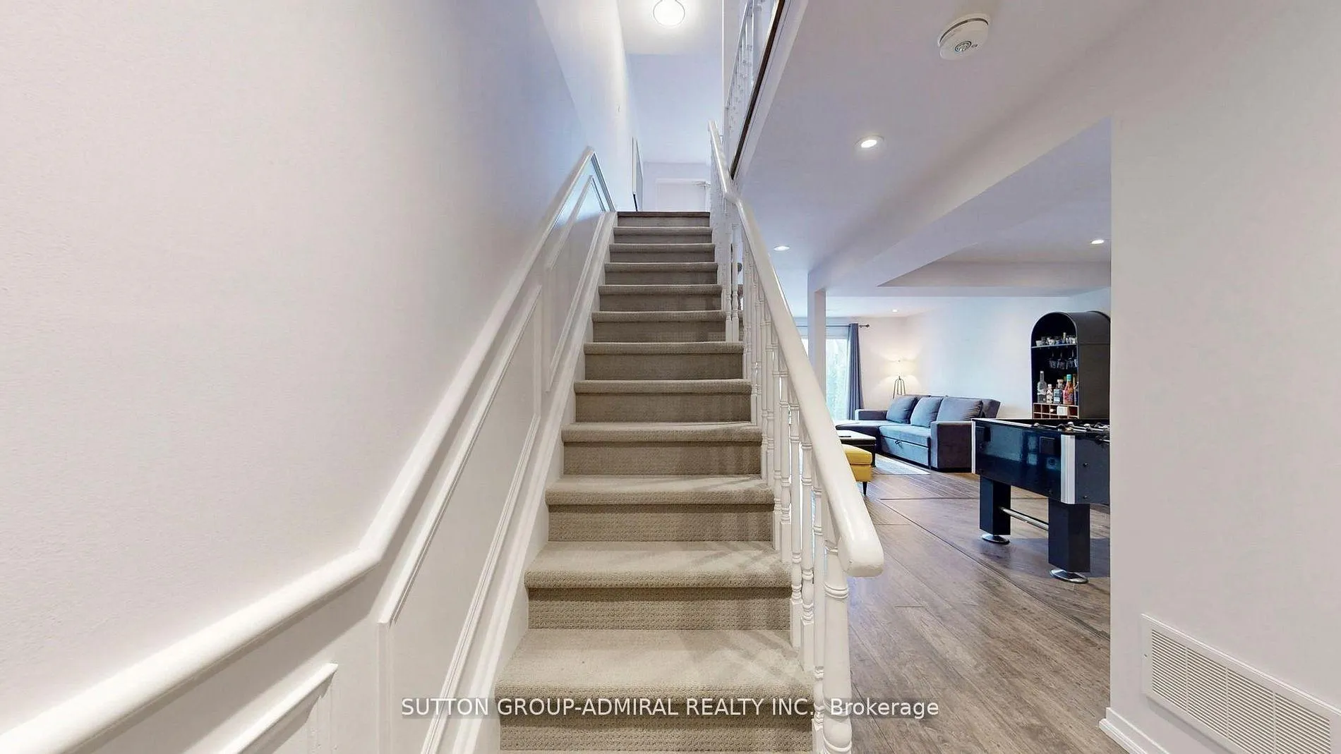 Photo 27 of 20 West Borough Street, Markham, Aileen-Willowbrook — HOMEH
