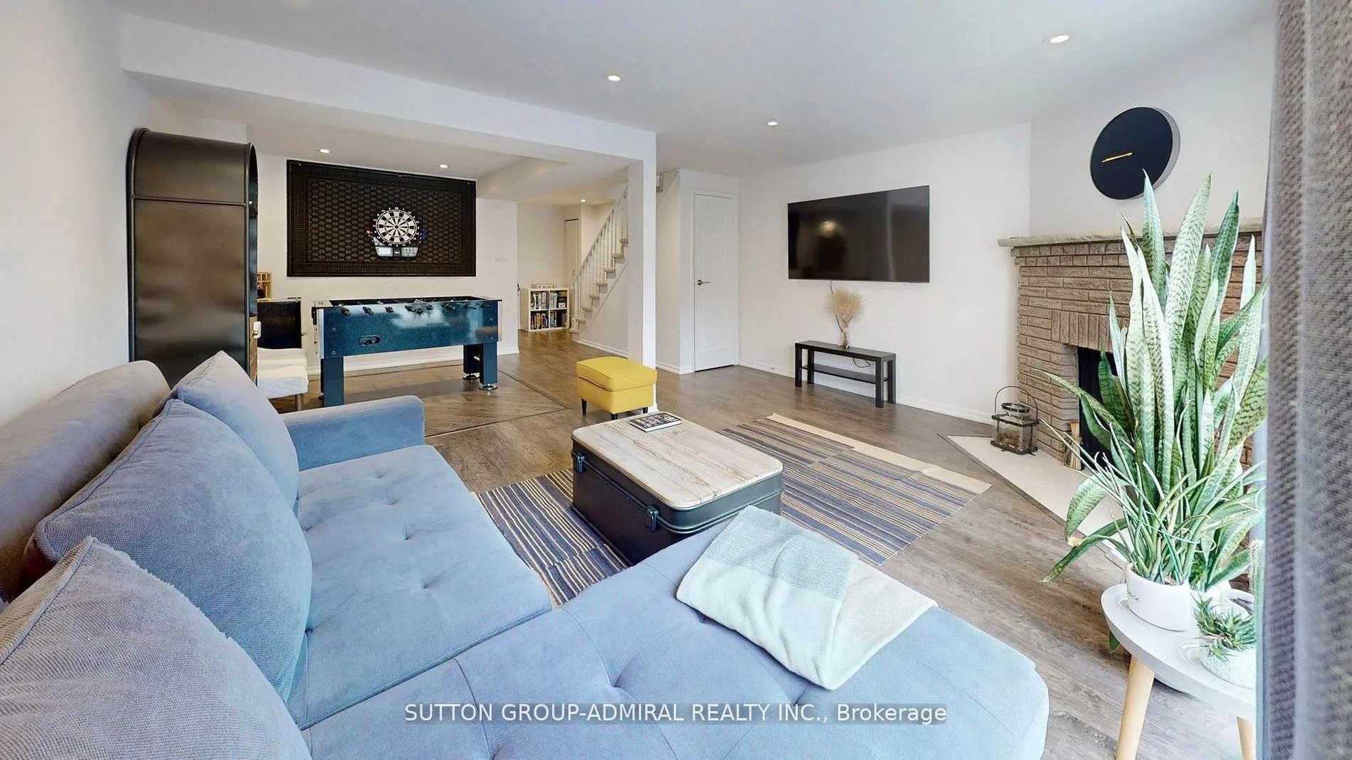 Photo 31 of 20 West Borough Street, Markham, Aileen-Willowbrook — HOMEH