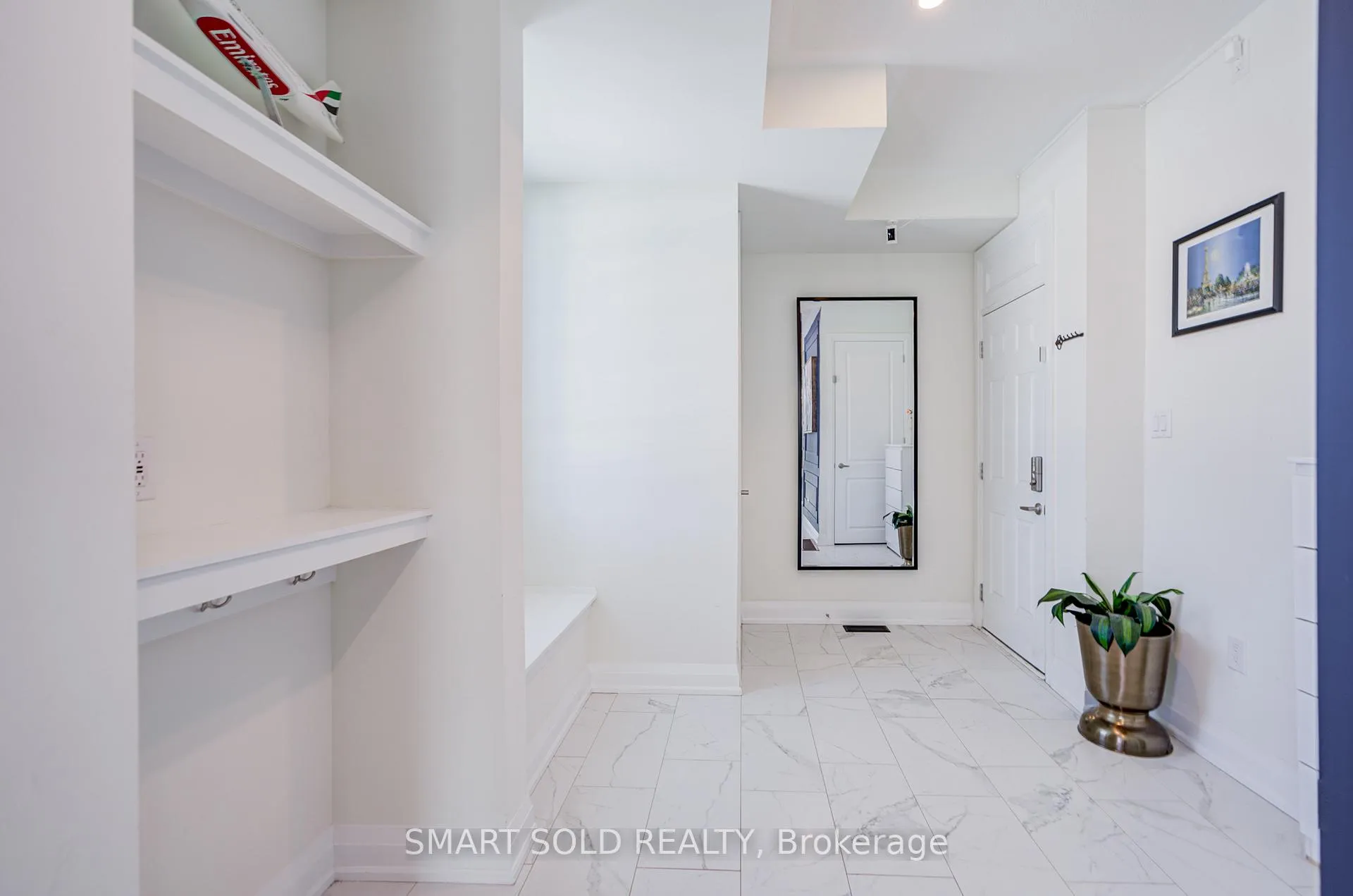 Photo 7 of 58 Thomas Frisby Jr Crescent, Markham, Victoria Square — HOMEH