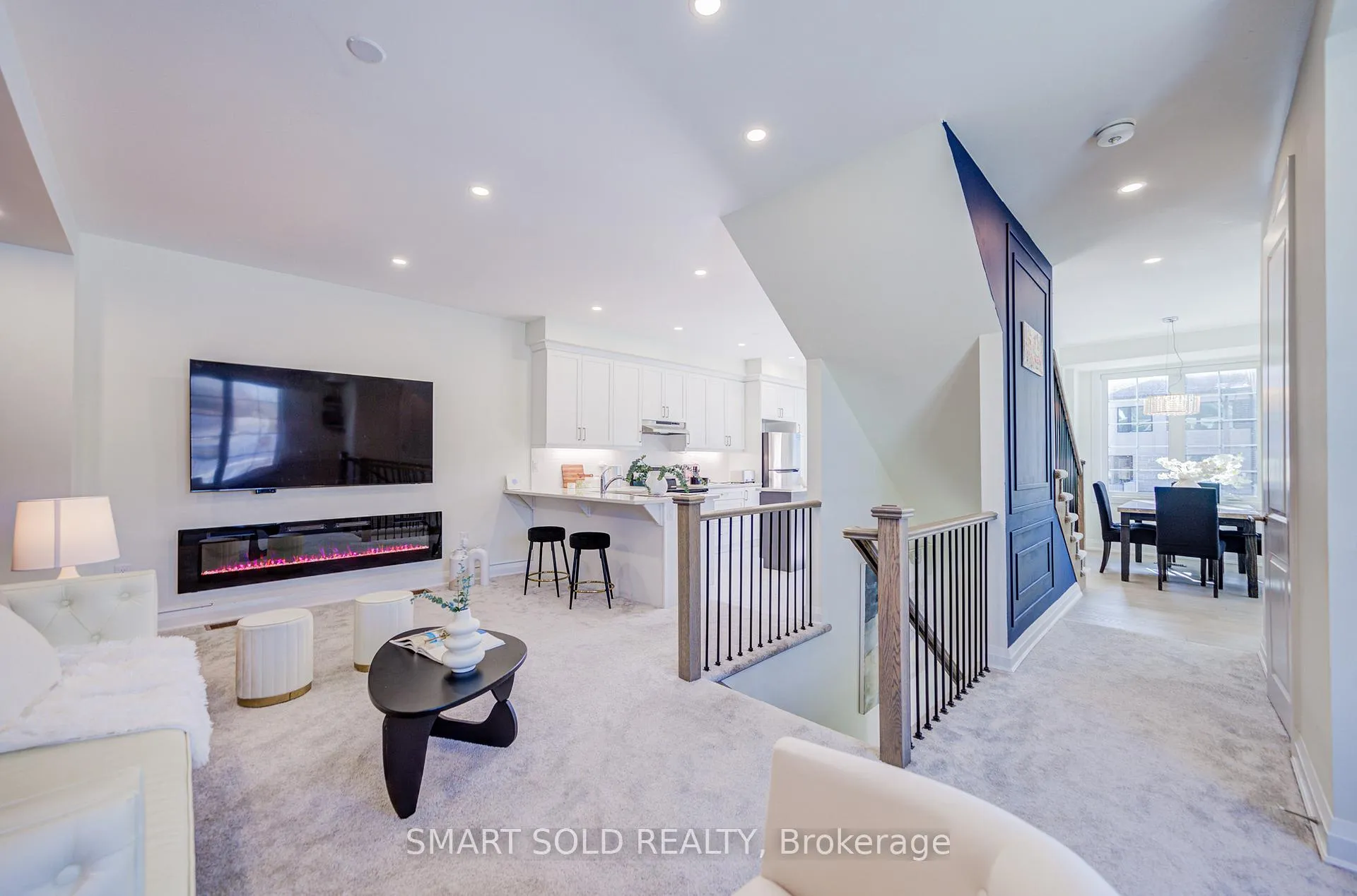 Photo 16 of 58 Thomas Frisby Jr Crescent, Markham, Victoria Square — HOMEH