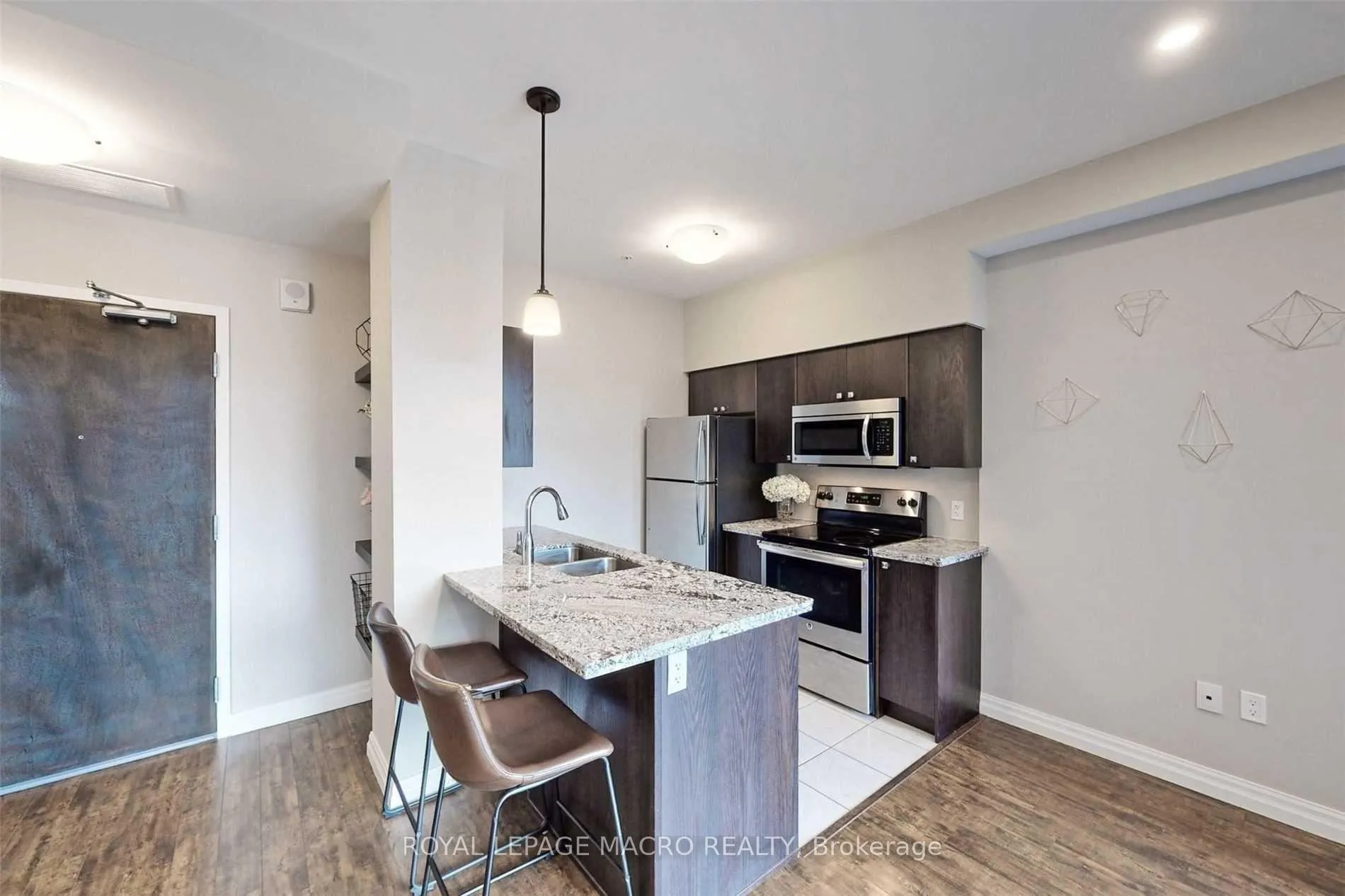 Photo 12 of Unit 1112, 112 King Street E, Hamilton, Beasley — HOMEH