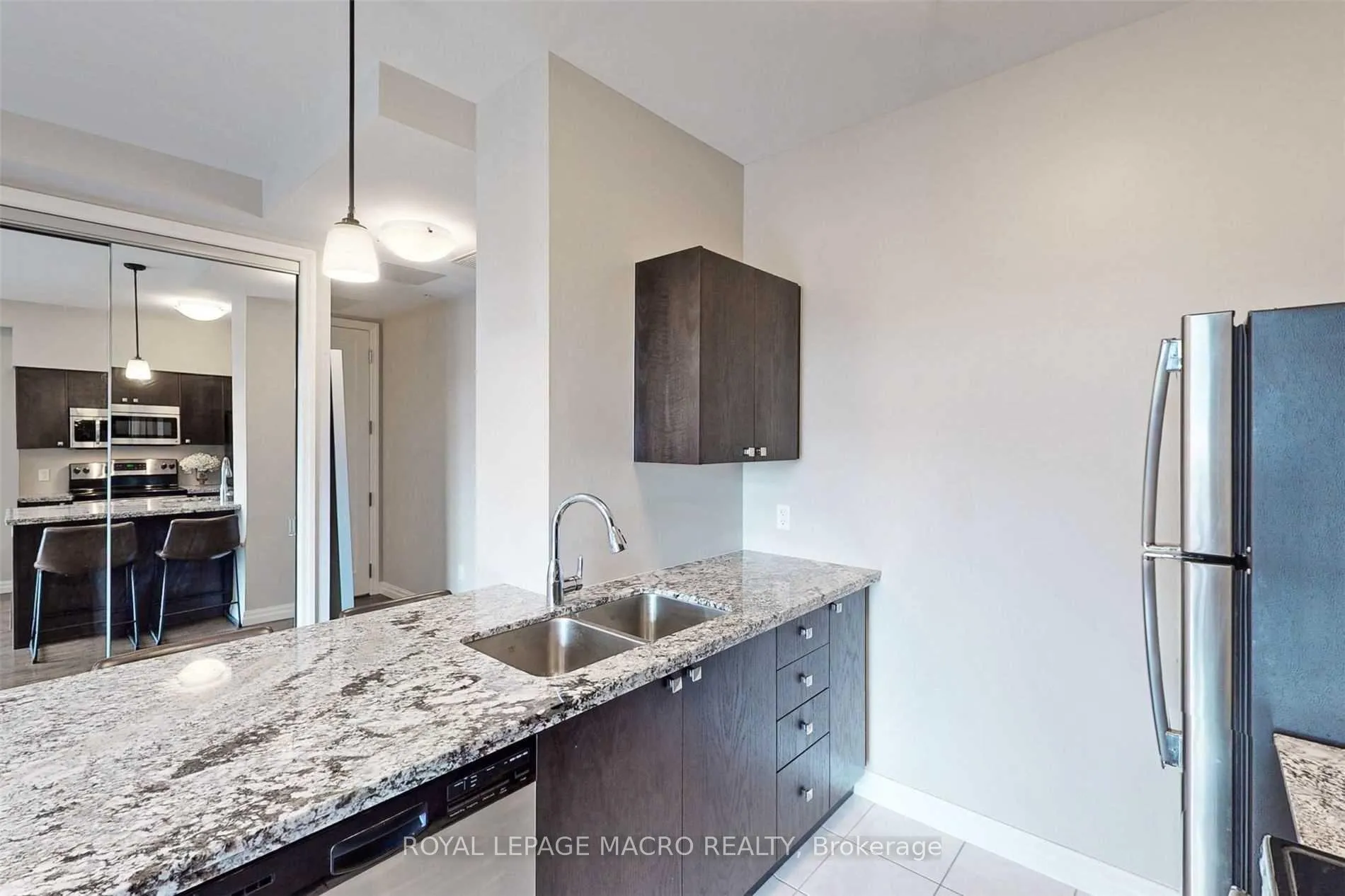 Photo 16 of Unit 1112, 112 King Street E, Hamilton, Beasley — HOMEH