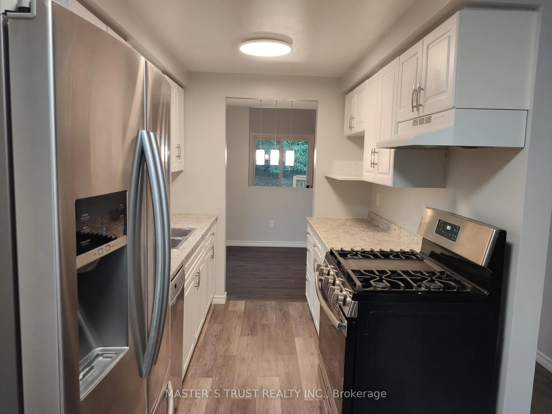 Photo 3 of 360 Imperial Road S, Guelph, Willow West/Sugarbush/West Acres — HOMEH