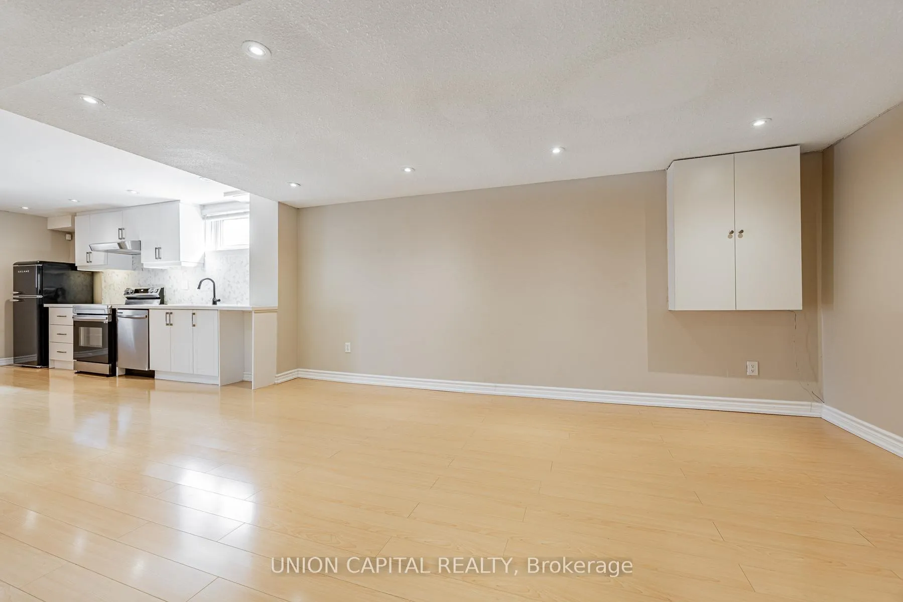 Photo 10 of Unit Bsmt, 21 Kings College Road, Markham, Aileen-Willowbrook — HOMEH