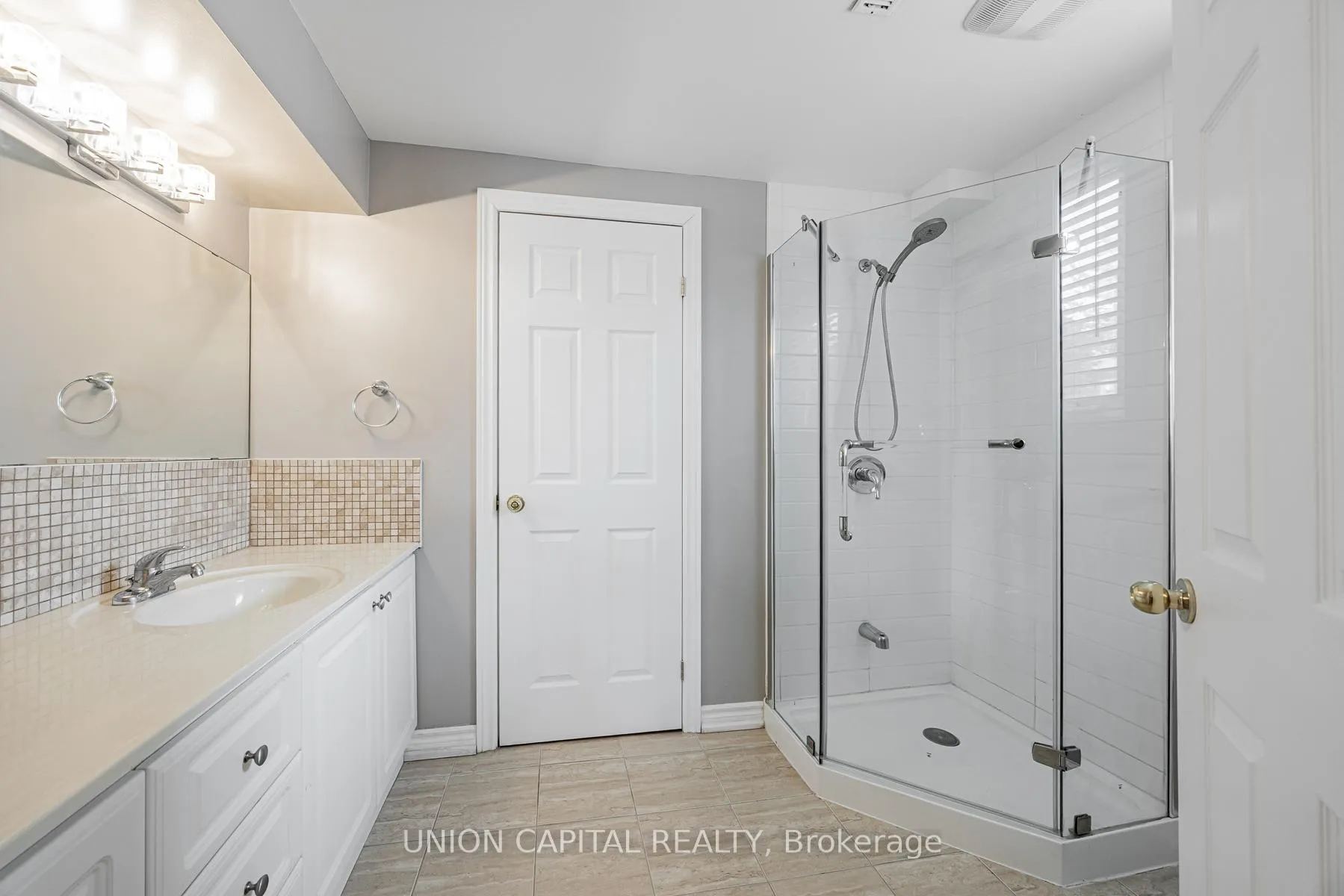 Photo 14 of Unit Bsmt, 21 Kings College Road, Markham, Aileen-Willowbrook — HOMEH