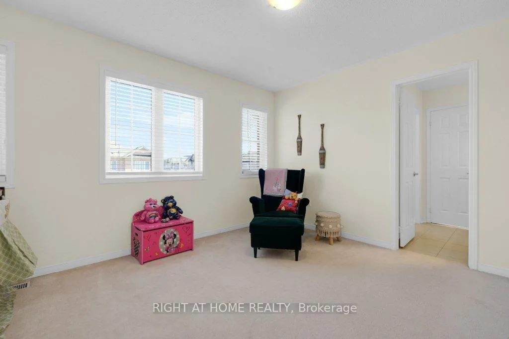 Photo 31 of 75 Hartwell Road, Halton Hills, Georgetown — HOMEH