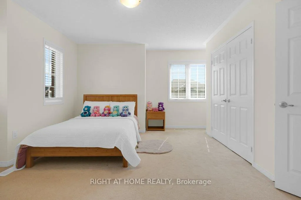 Photo 32 of 75 Hartwell Road, Halton Hills, Georgetown — HOMEH