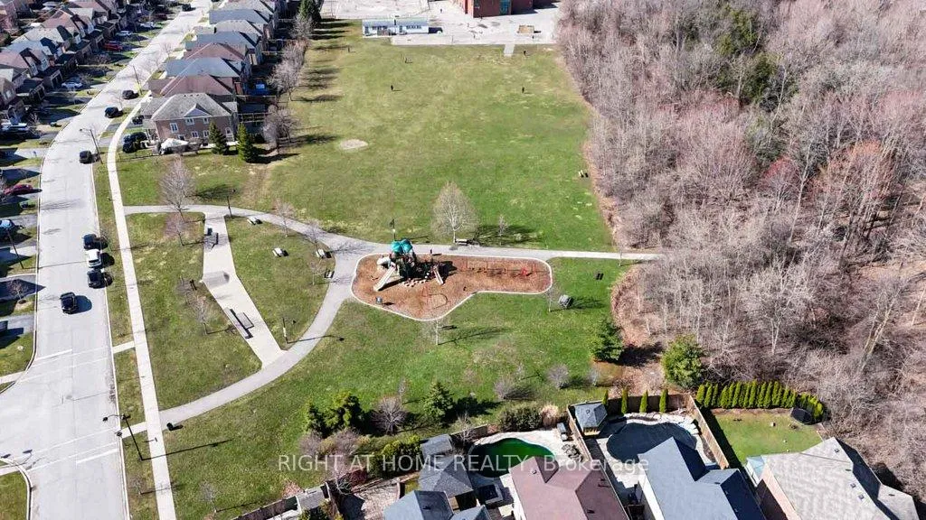 Photo 48 of 75 Hartwell Road, Halton Hills, Georgetown — HOMEH