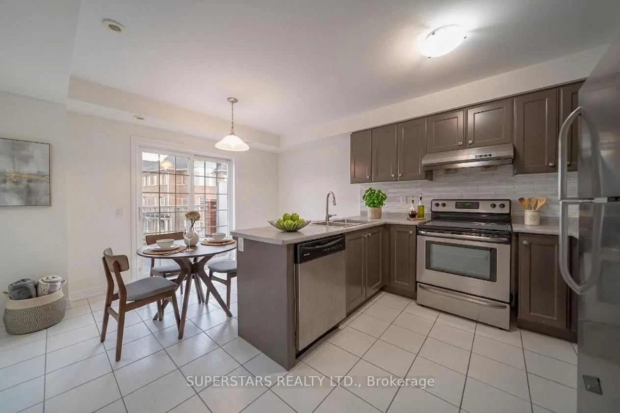 Photo 6 of 10000 Mccowan Road, Markham, Berczy — HOMEH