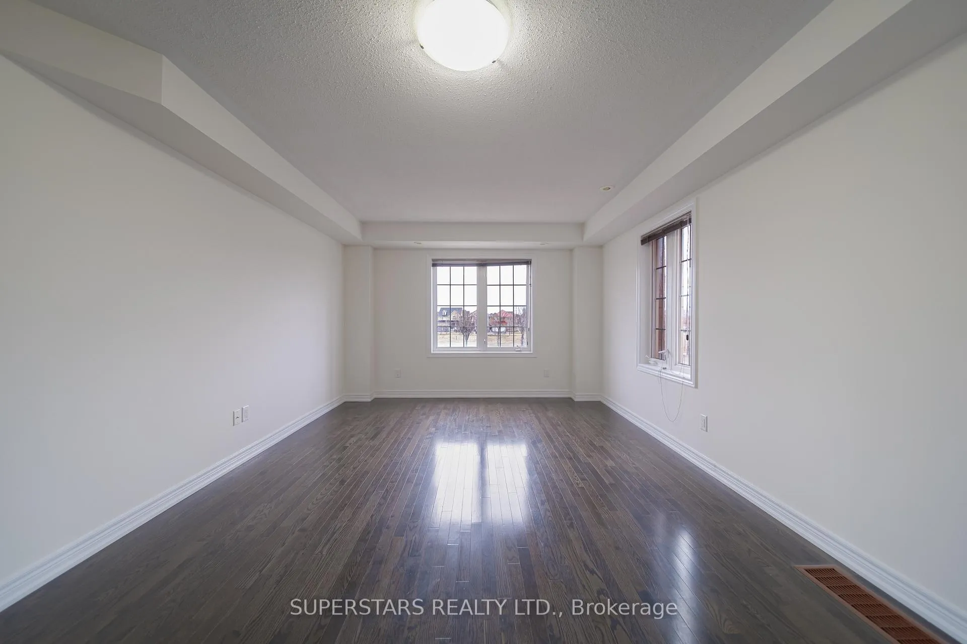 Photo 10 of 10000 Mccowan Road, Markham, Berczy — HOMEH