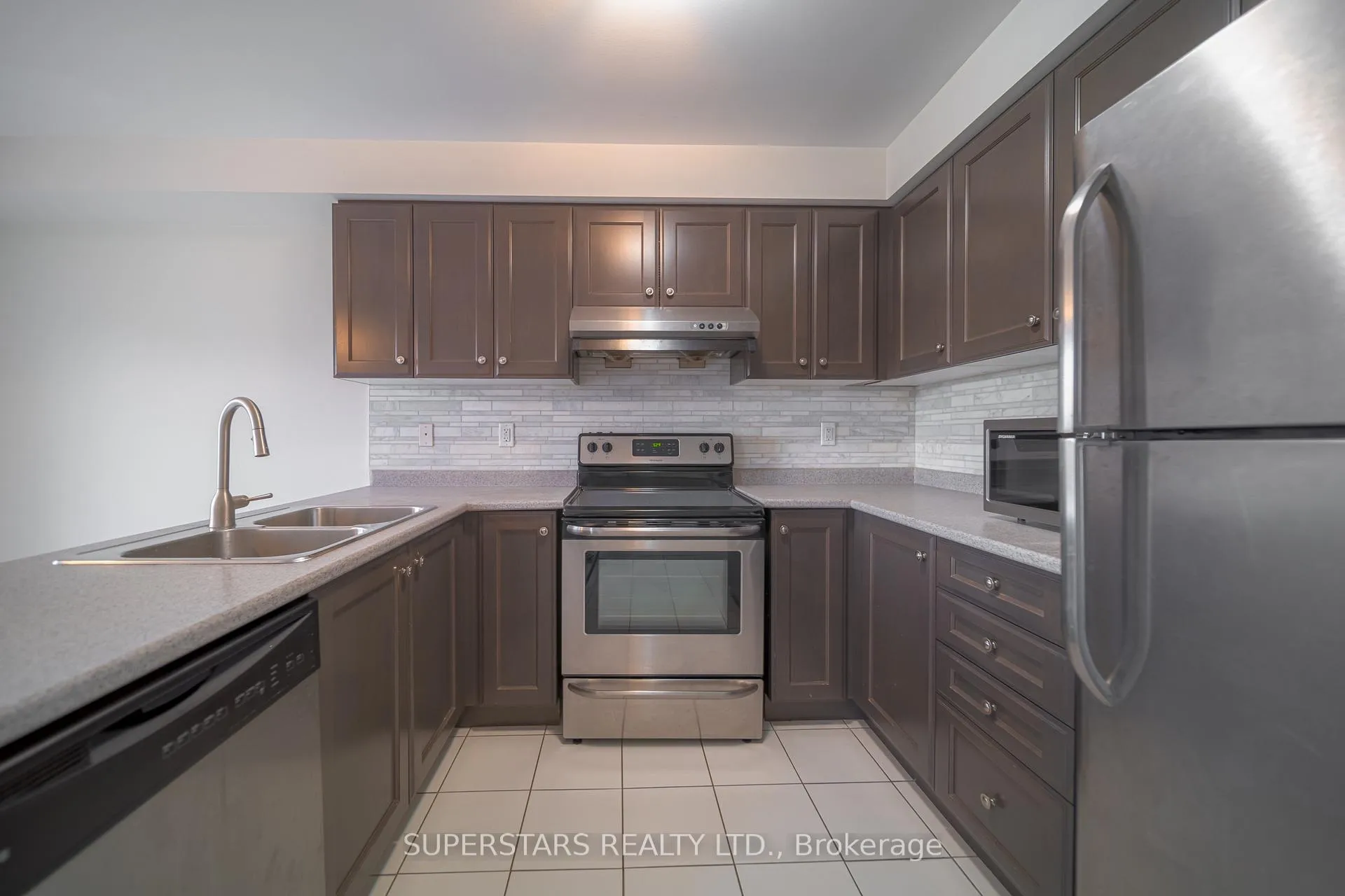 Photo 12 of 10000 Mccowan Road, Markham, Berczy — HOMEH