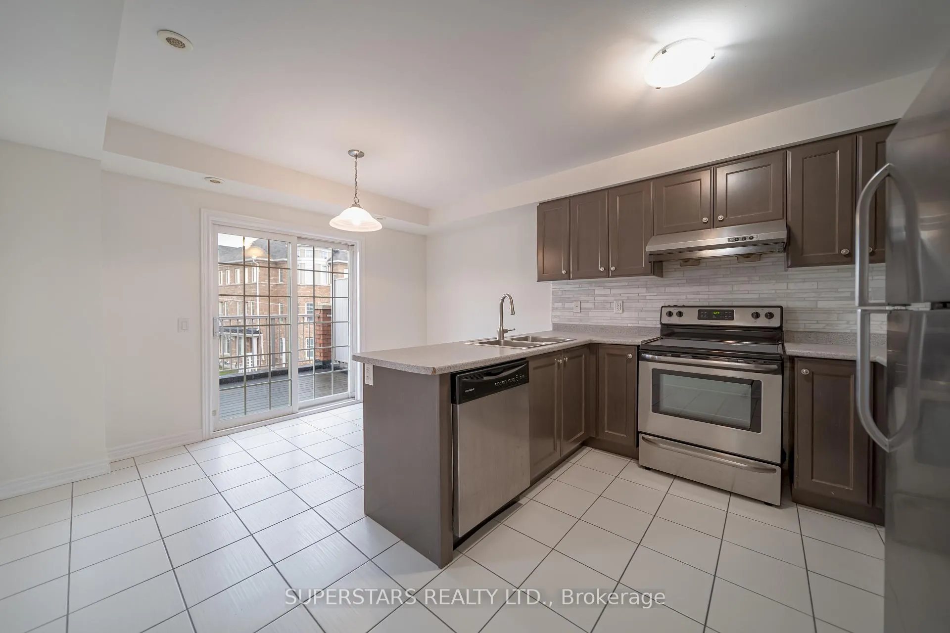 Photo 17 of 10000 Mccowan Road, Markham, Berczy — HOMEH