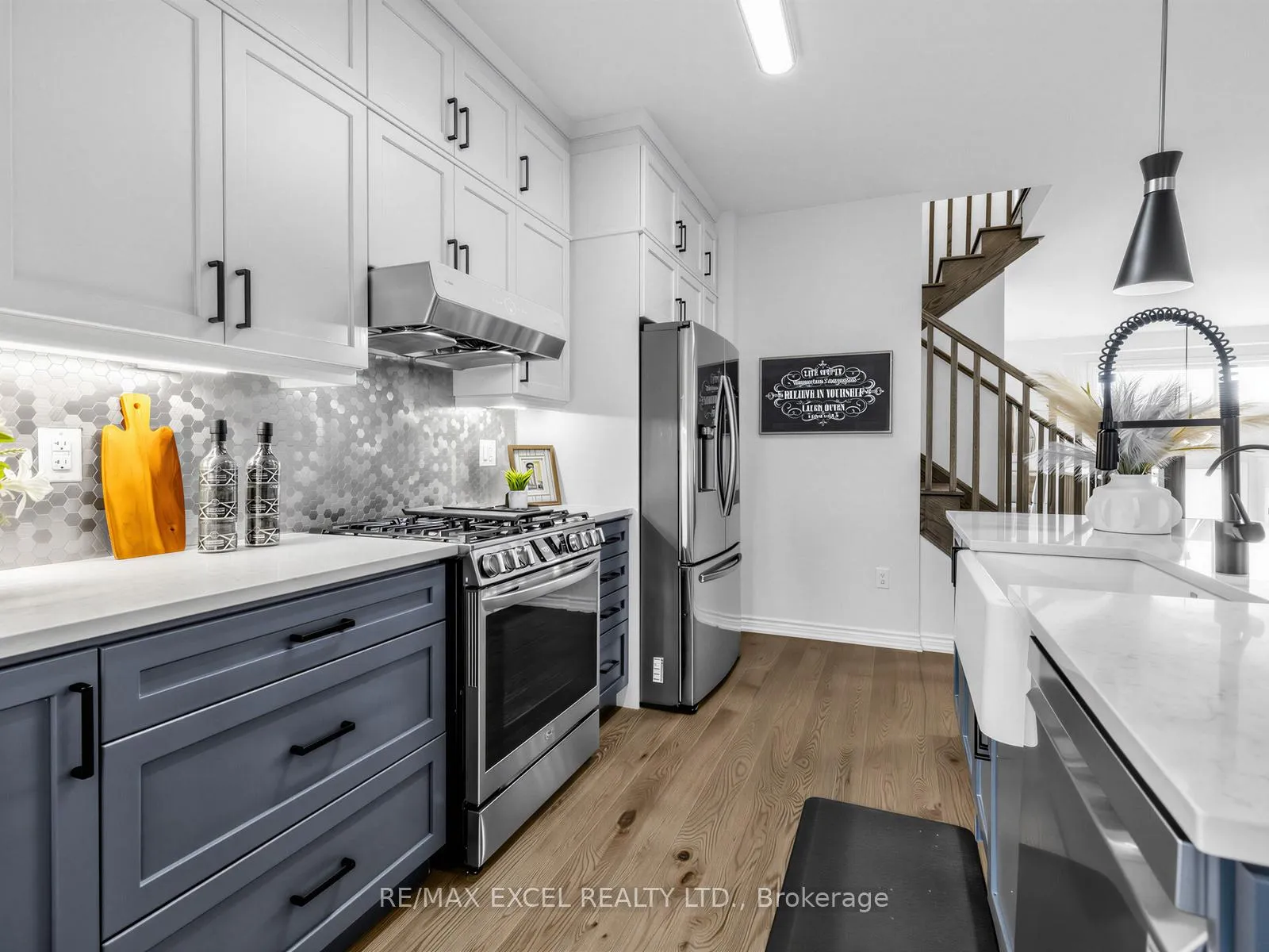 Photo 15 of 38 Navitas Crescent, Markham, Victoria Square — HOMEH