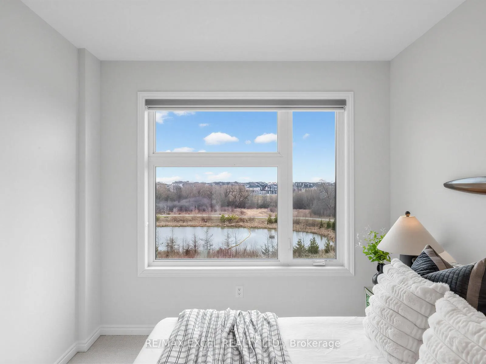 Photo 26 of 38 Navitas Crescent, Markham, Victoria Square — HOMEH