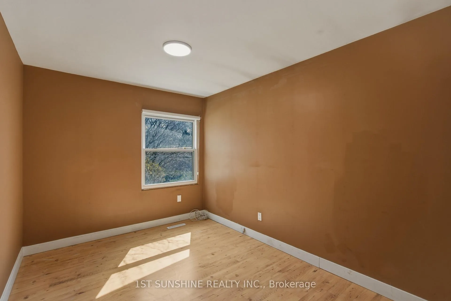 Photo 12 of 22 Westaway Place, Hamilton, Buchanan — HOMEH
