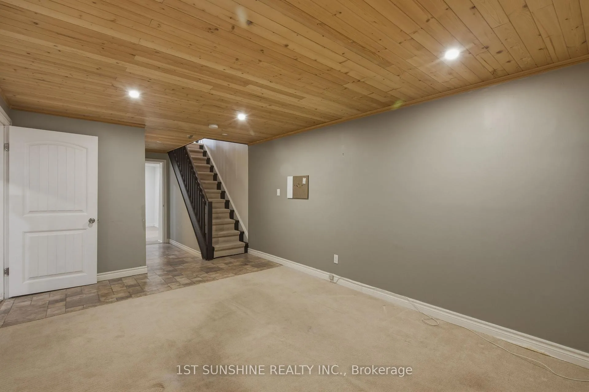 Photo 16 of 22 Westaway Place, Hamilton, Buchanan — HOMEH