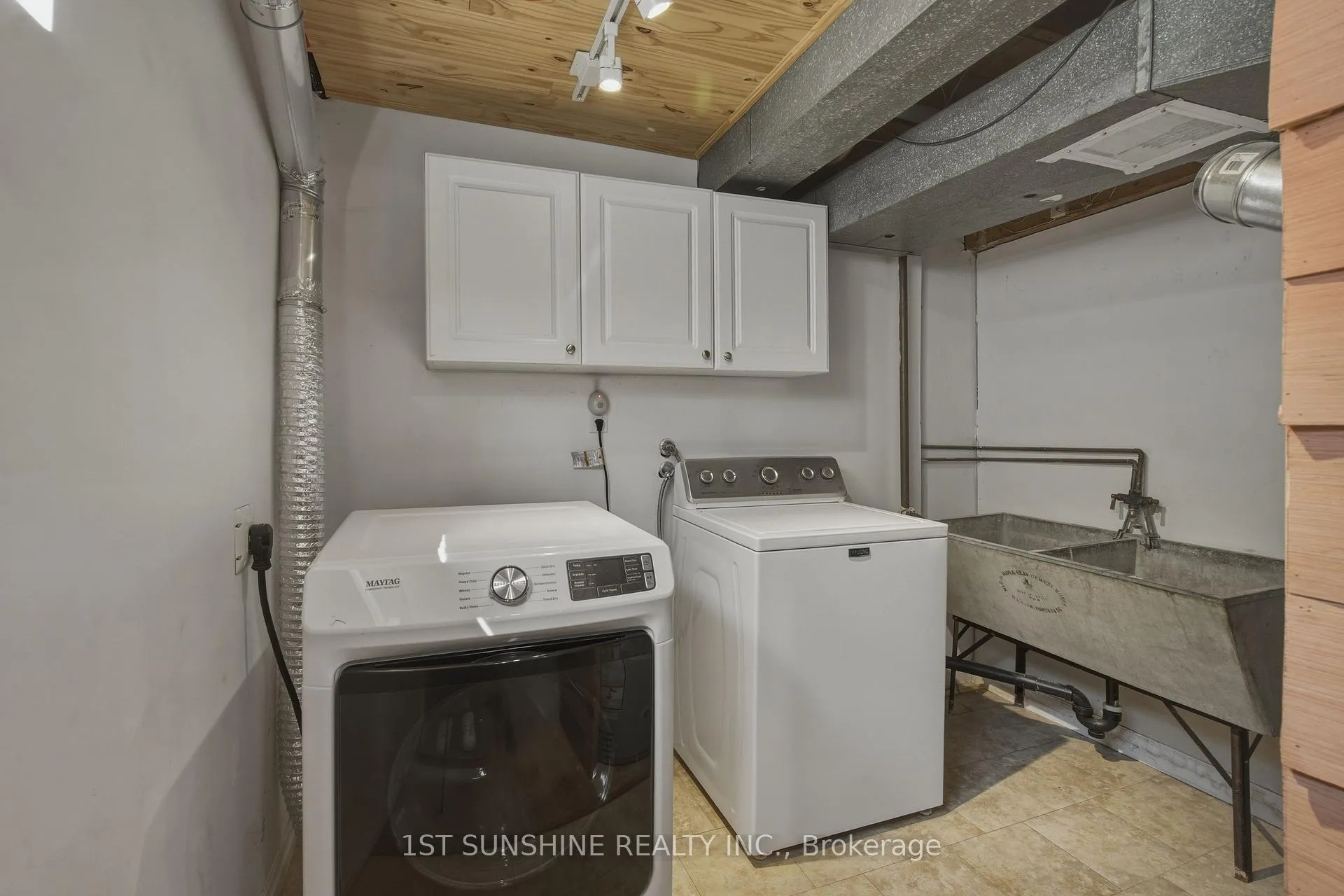 Photo 20 of 22 Westaway Place, Hamilton, Buchanan — HOMEH