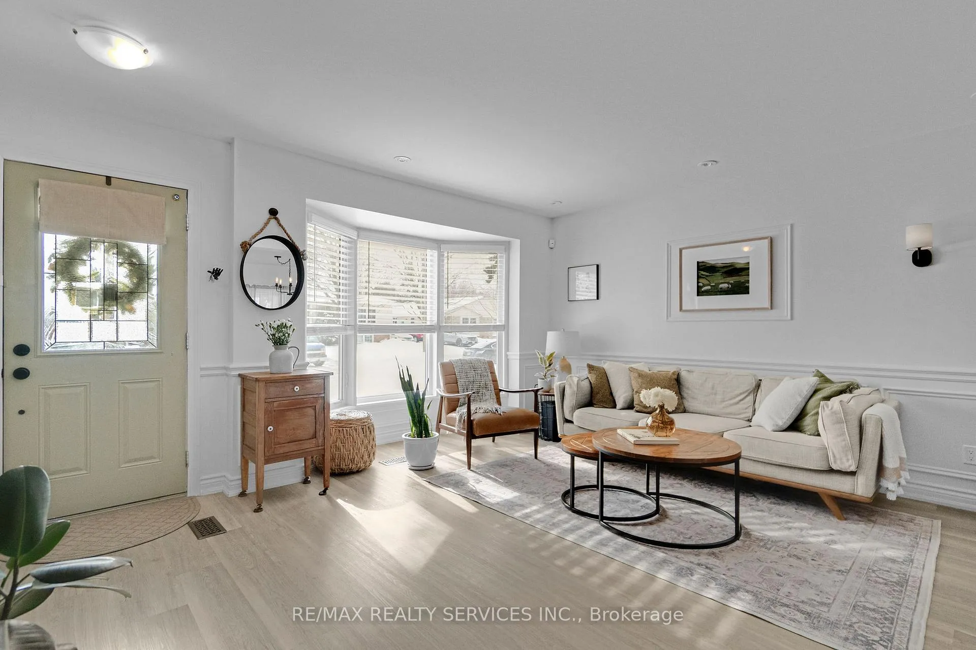 Photo 5 of 119 Dorothy Street, St. Catharines, Lakeport — HOMEH