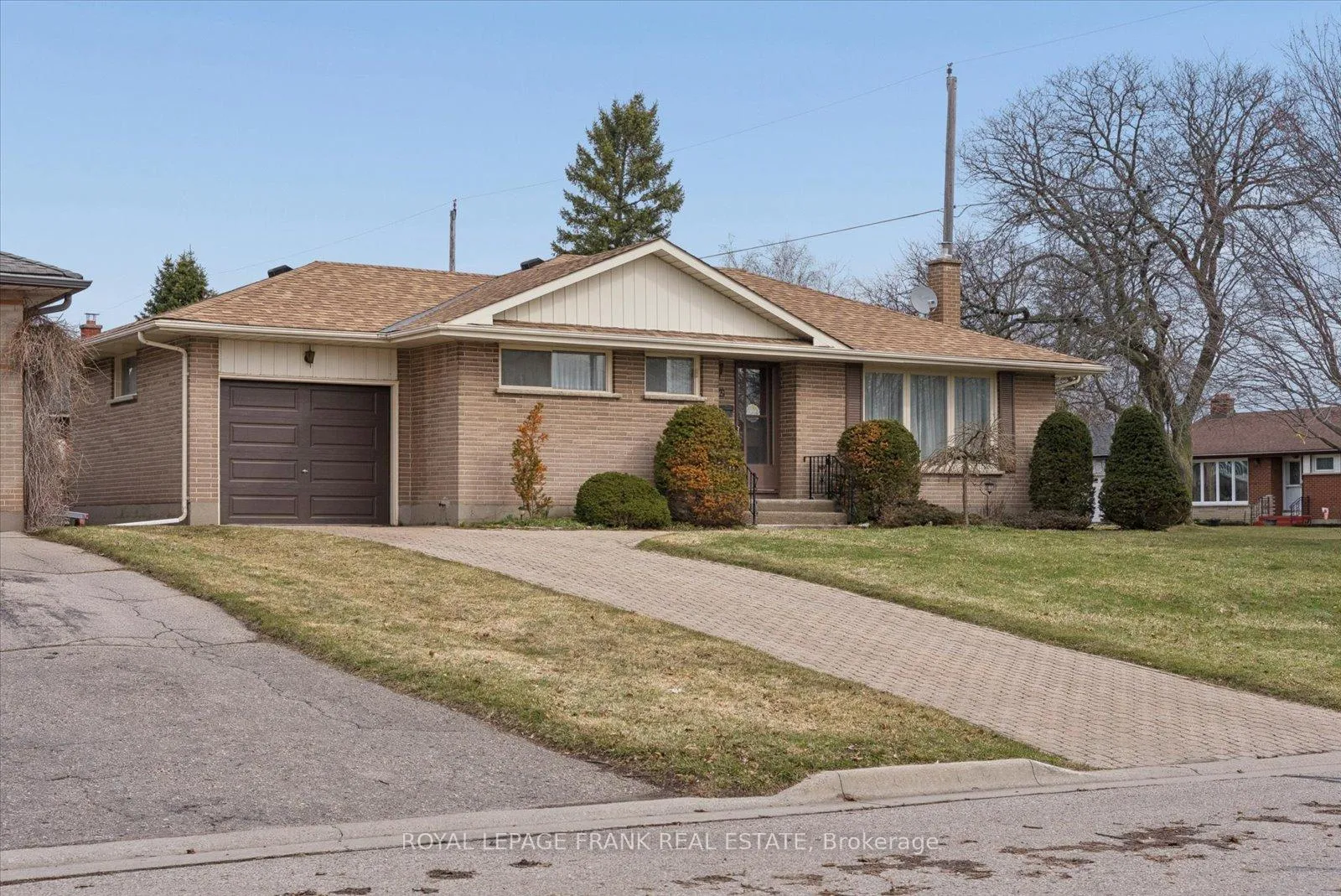 Photo 1 of 442 Cunningham Avenue, Oshawa, McLaughlin — HOMEH