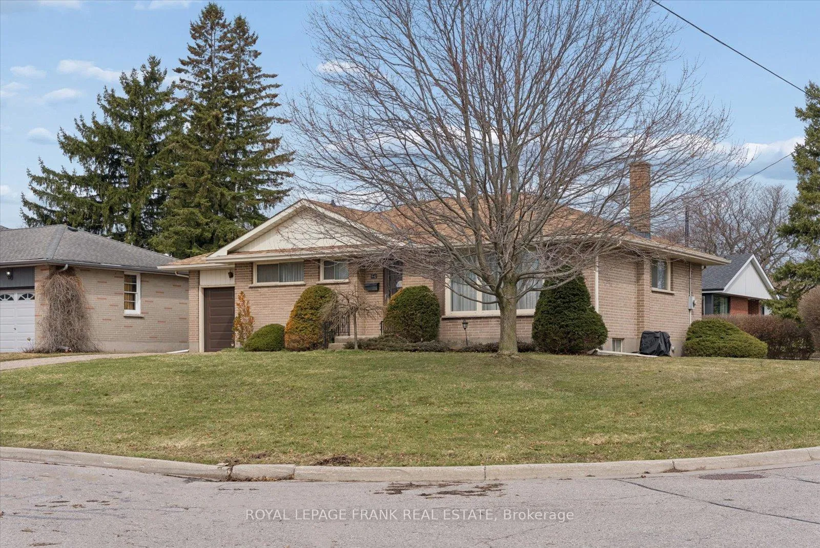 Photo 3 of 442 Cunningham Avenue, Oshawa, McLaughlin — HOMEH