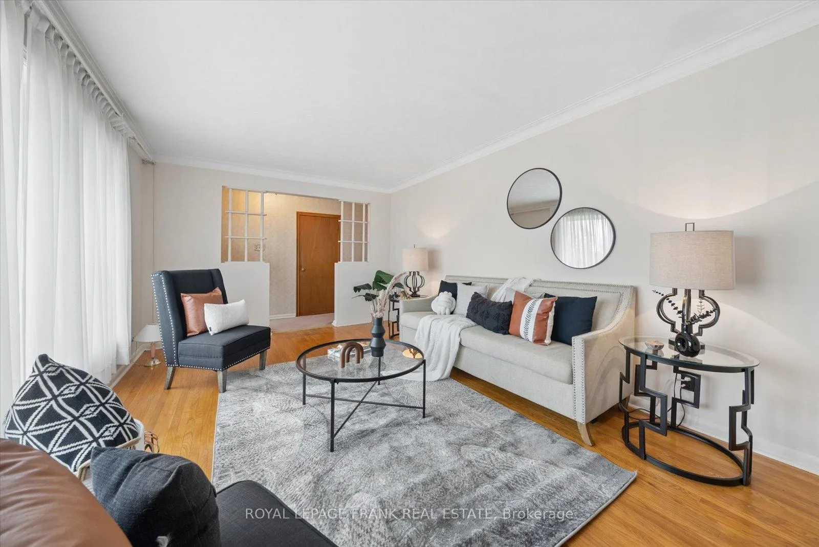 Photo 8 of 442 Cunningham Avenue, Oshawa, McLaughlin — HOMEH