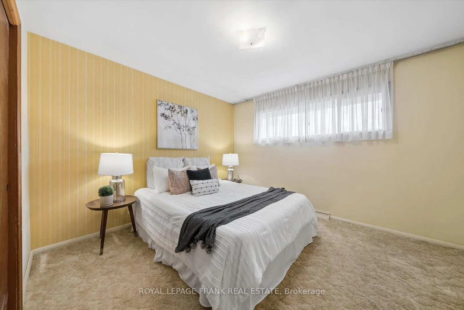 Photo 15 of 442 Cunningham Avenue, Oshawa, McLaughlin — HOMEH