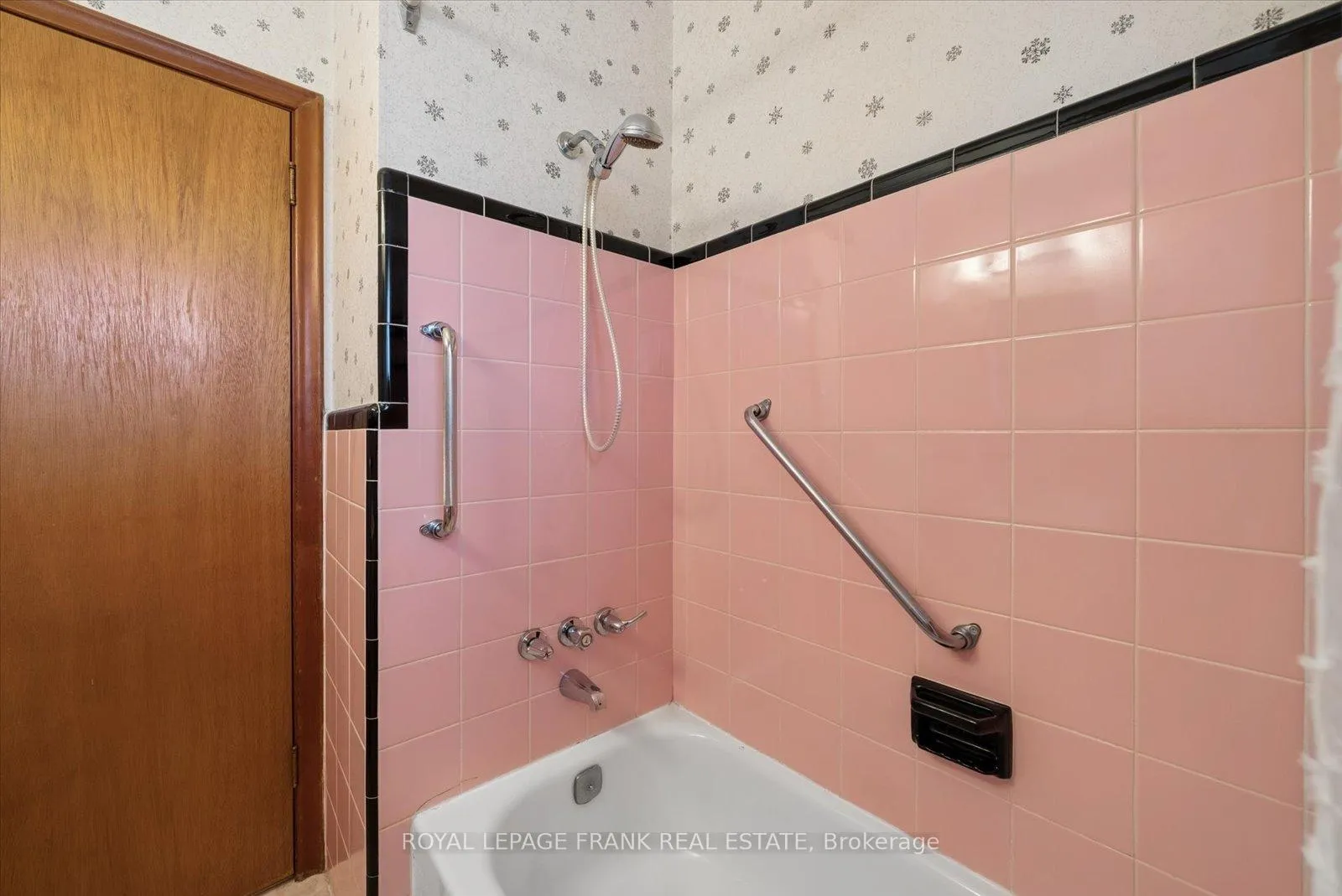 Photo 23 of 442 Cunningham Avenue, Oshawa, McLaughlin — HOMEH