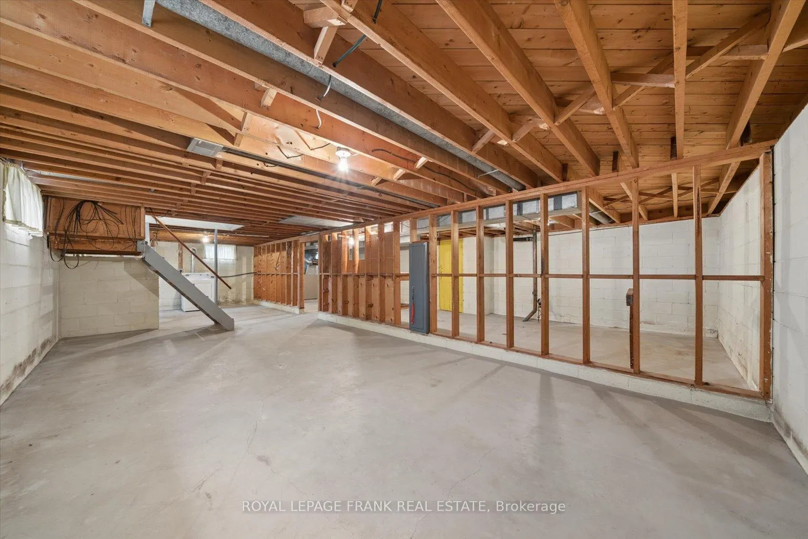 Photo 26 of 442 Cunningham Avenue, Oshawa, McLaughlin — HOMEH
